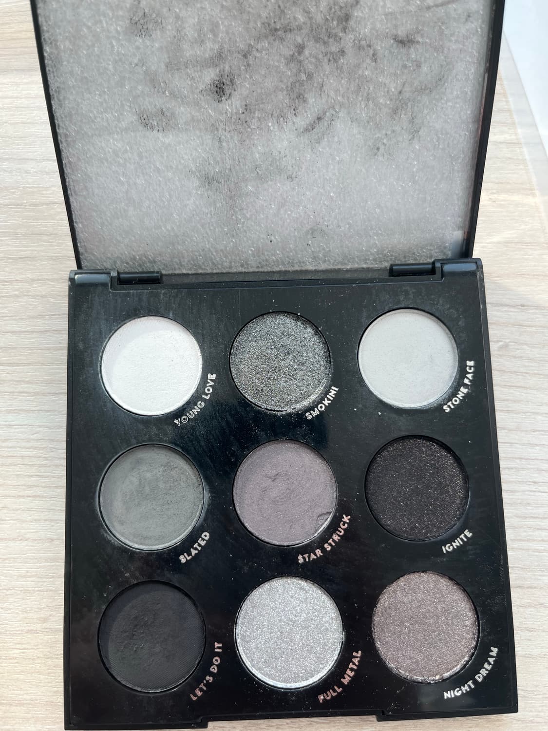 아이섀도우 팔레트 colourpop blowin smoke 상품이미지2