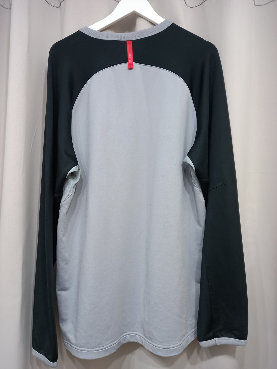 나이키 맨투맨 상품이미지3