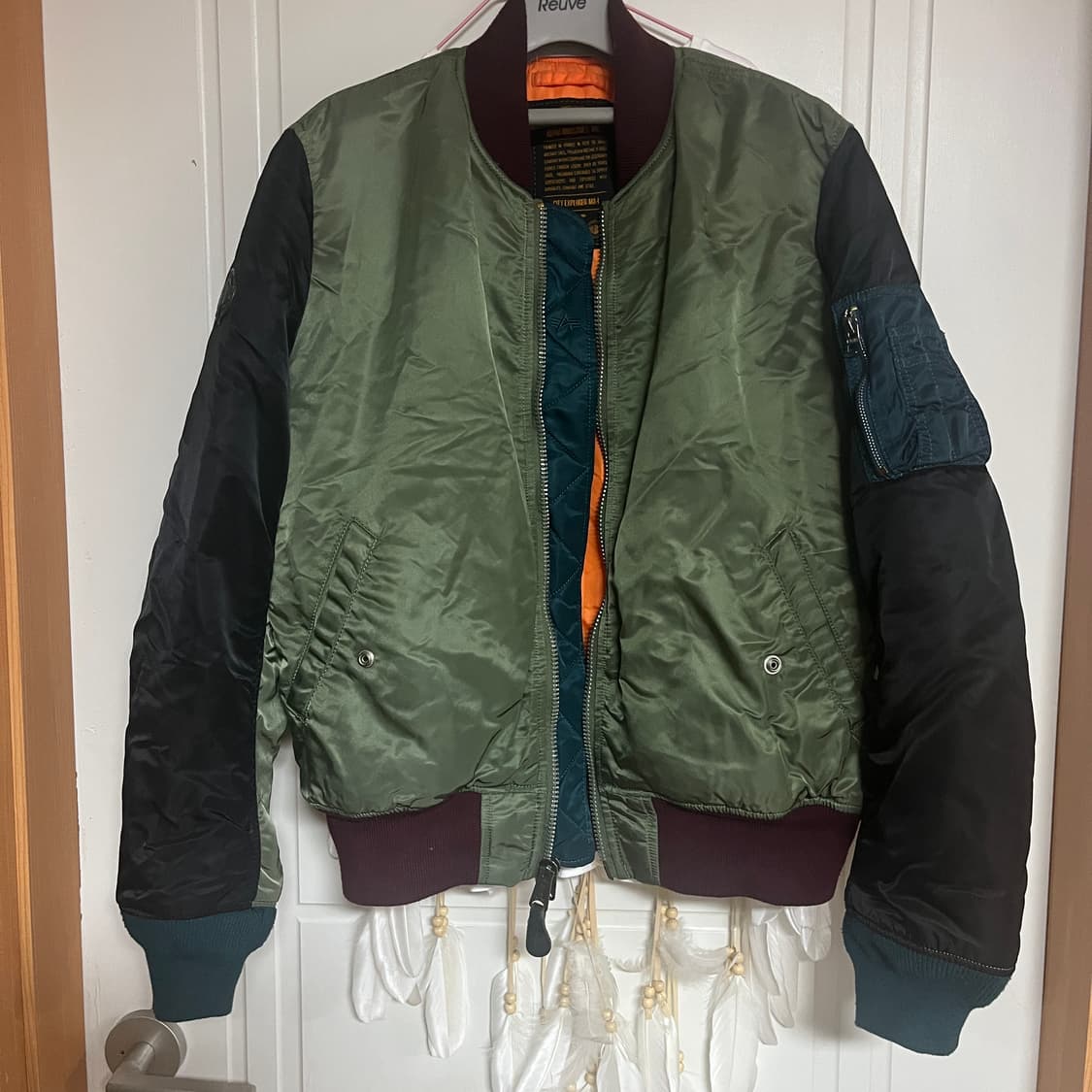 팔라디움 알파인더스트리 레어템 라지사이즈 상품이미지3