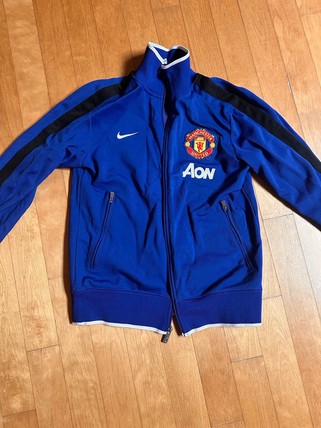 맨체스터 유나이티드 집업 져지 상품이미지1