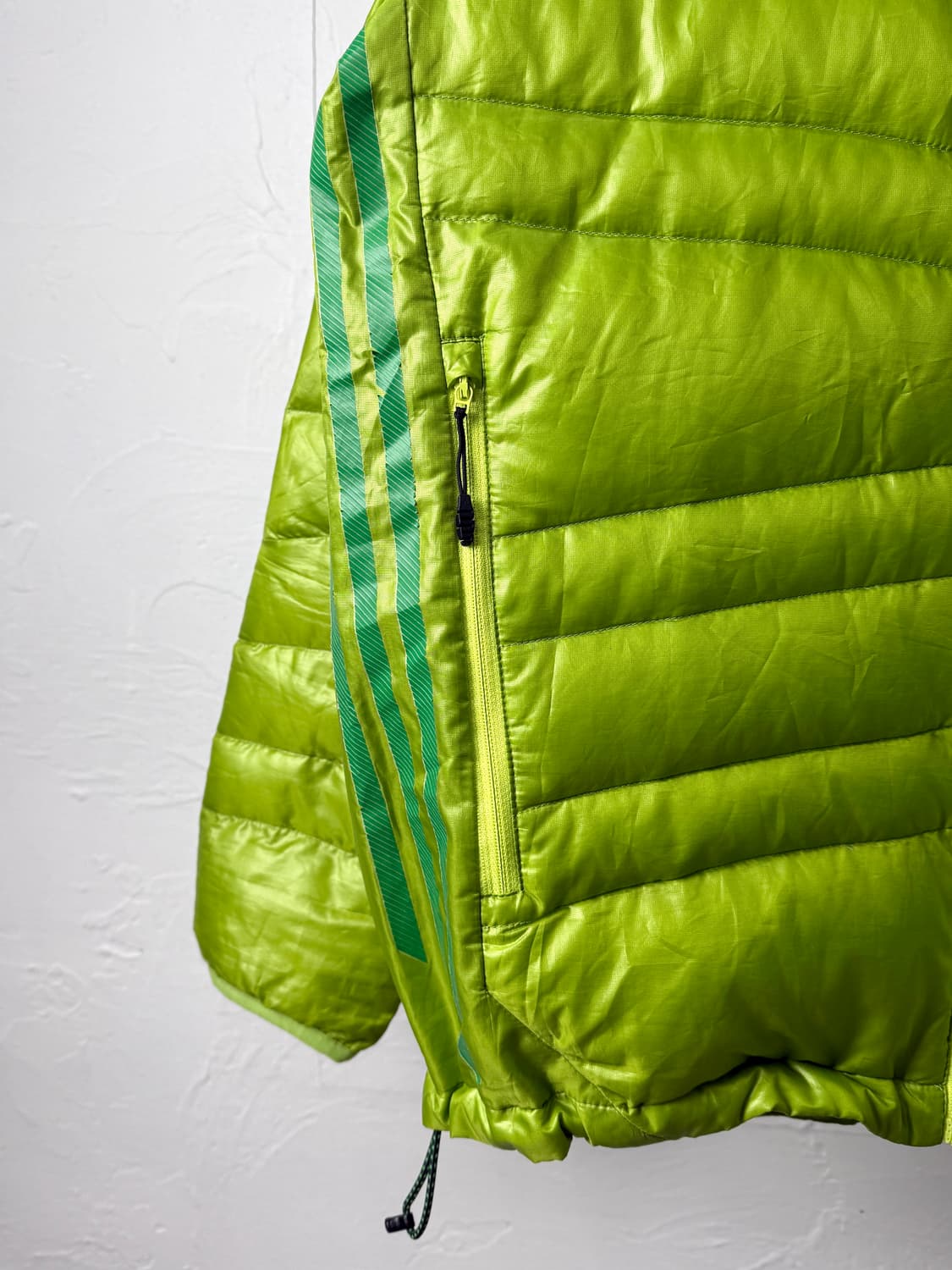 아디다스 다운 경량 패딩 상품이미지3