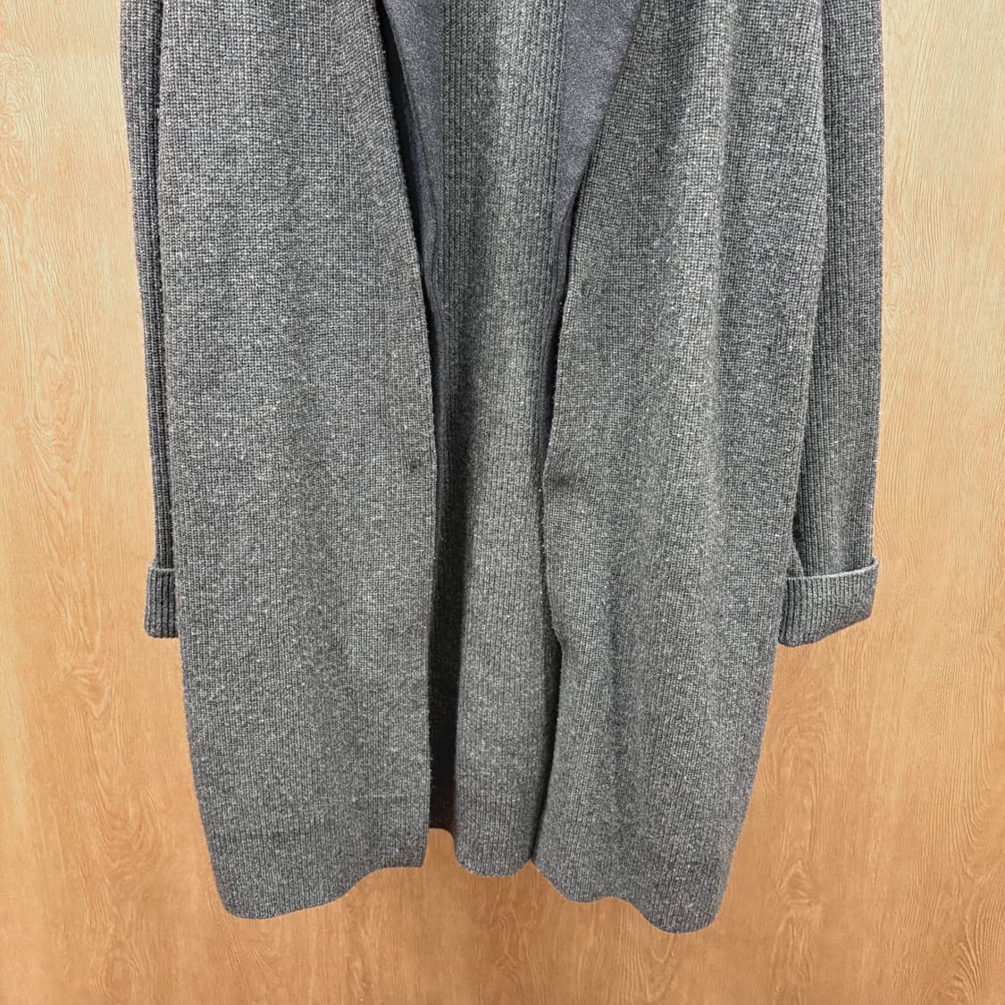 솔리드옴므 니트 가디건 코트 카라 레이어드 탈부착 디테일 루즈핏 그레이 상품이미지5