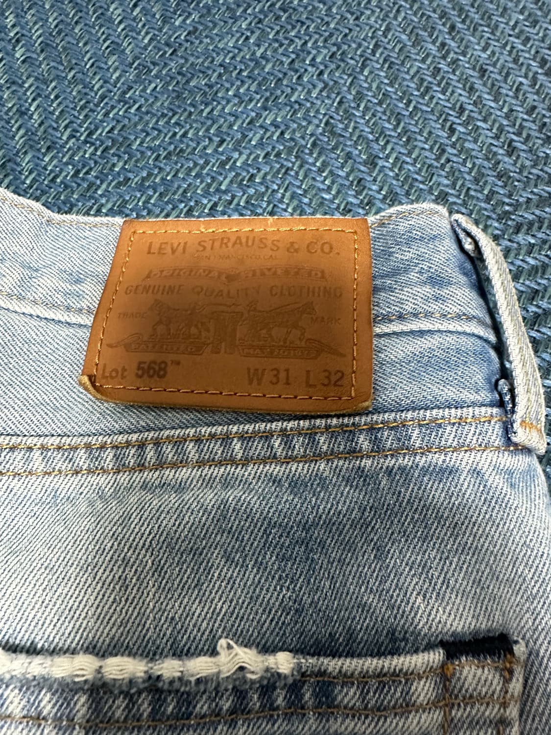 [31x32]리바이스 568 스테이루즈 미디엄인디고 주우재착용 상품이미지4