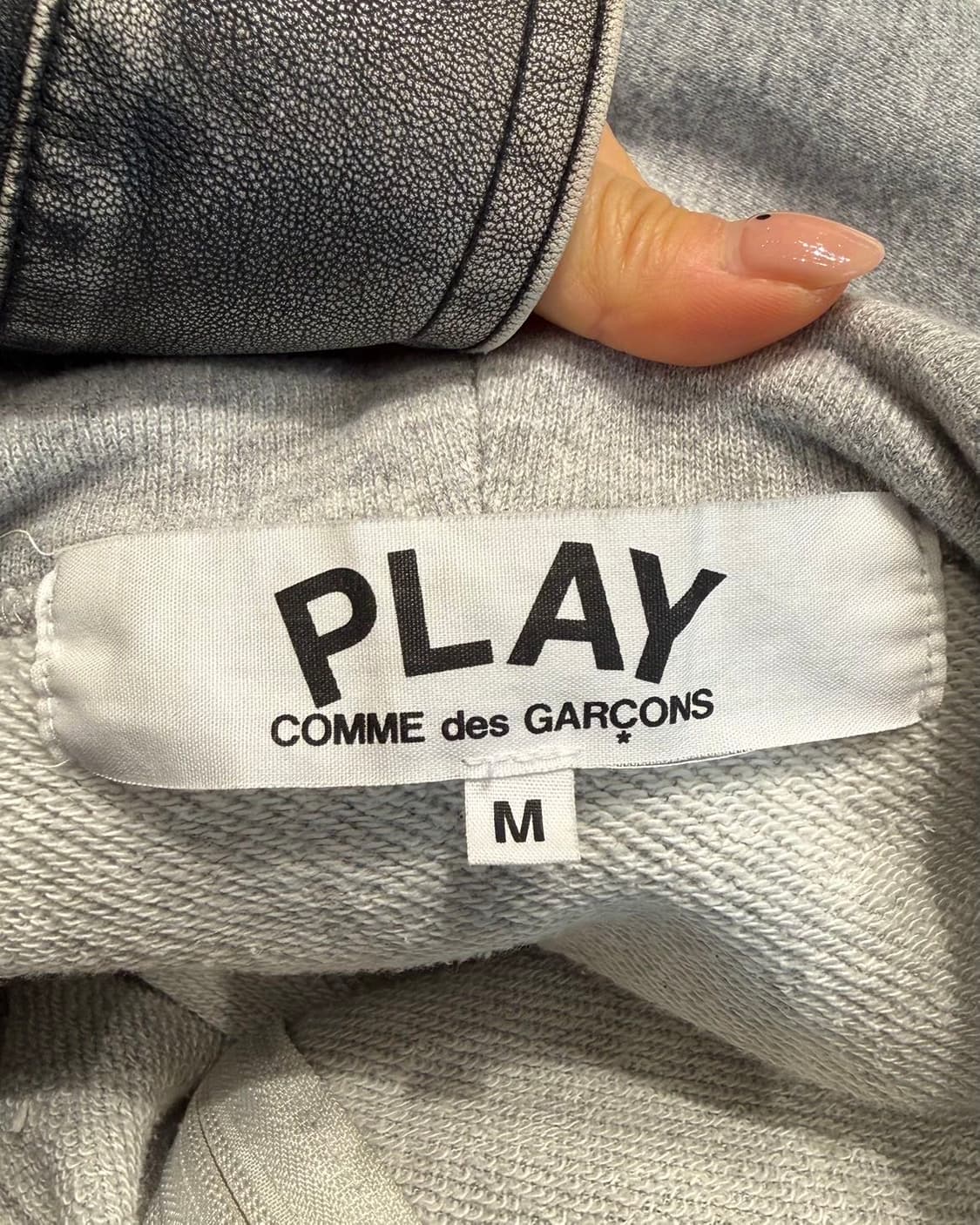 꼼데가르송 플레이 그레이 더블 블랙 하트 와펜 코튼 후드 집업 상품이미지8