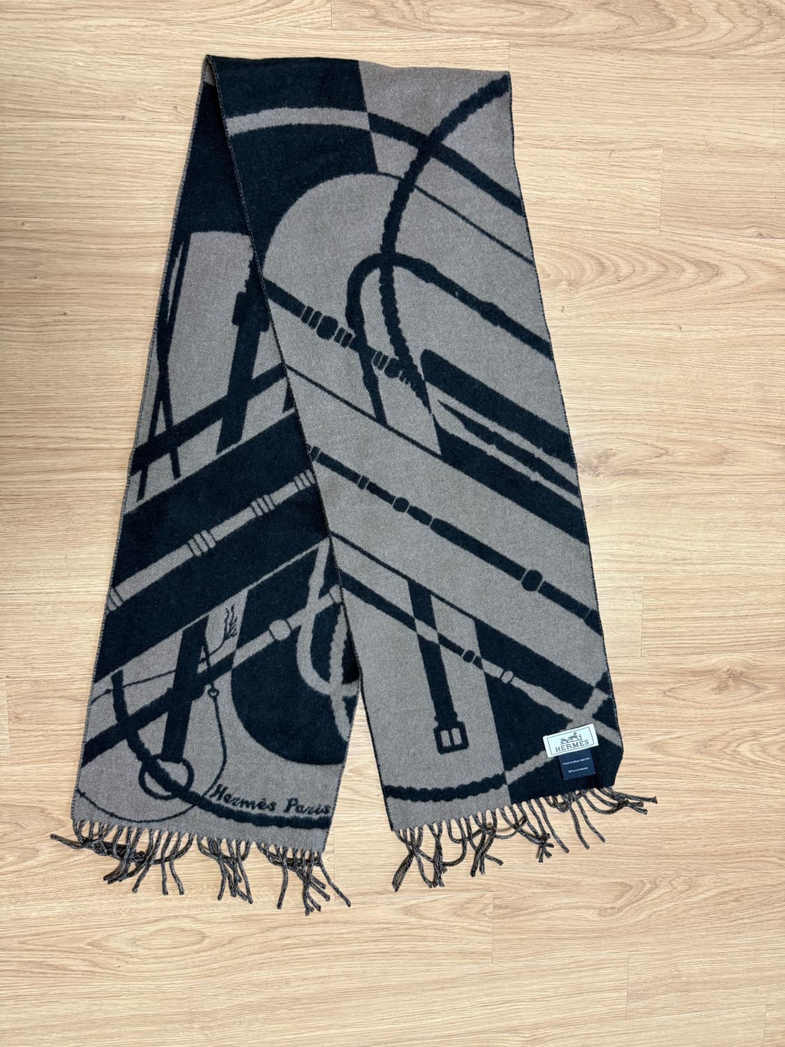 에르메스 클릭 클락 누와 에토프 캐시미어 양면 머플러 상품이미지1