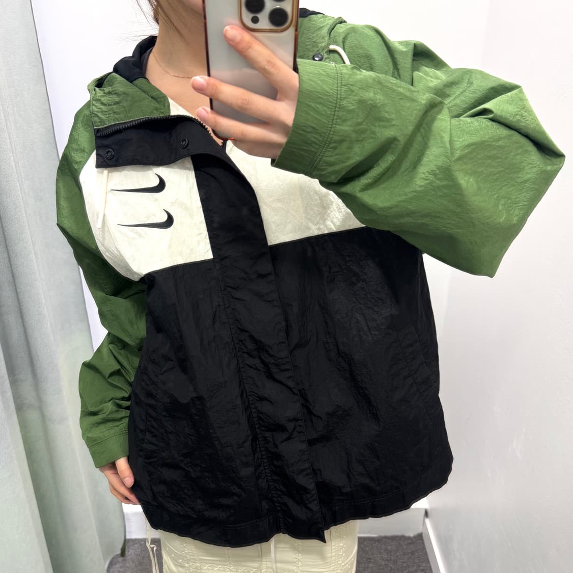 나이키 스우시 그린 바람막이 상품이미지2