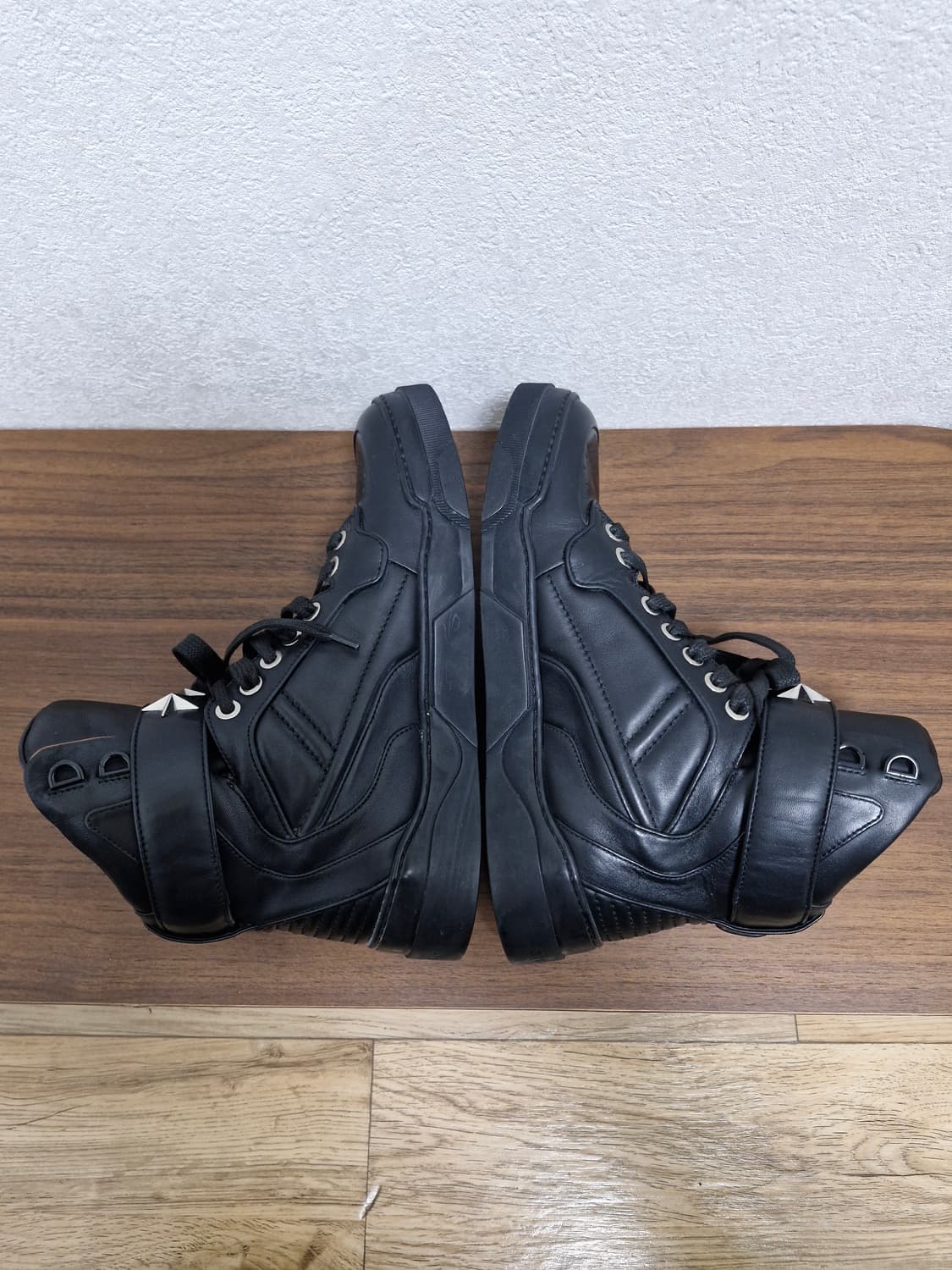 [35] 지방시 타이슨 스타 하이탑 스니커즈 상품이미지6