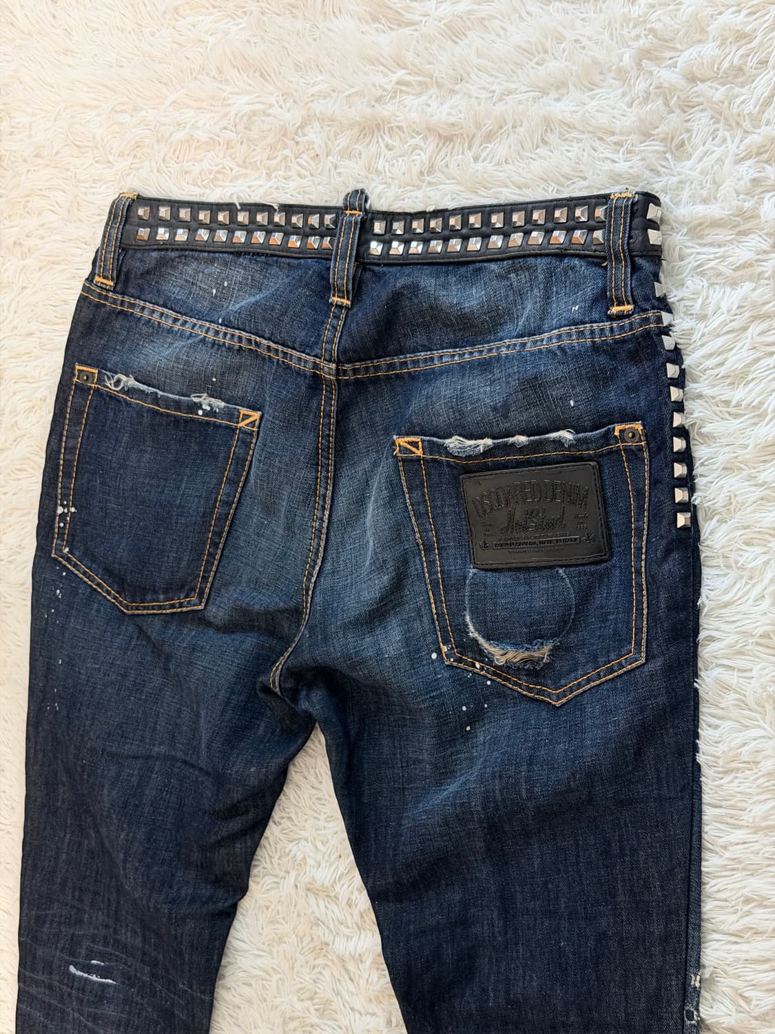 디스퀘어드2(Dsquared2) 핫스터드(Hot Stud) 레어 에디션 상품이미지1