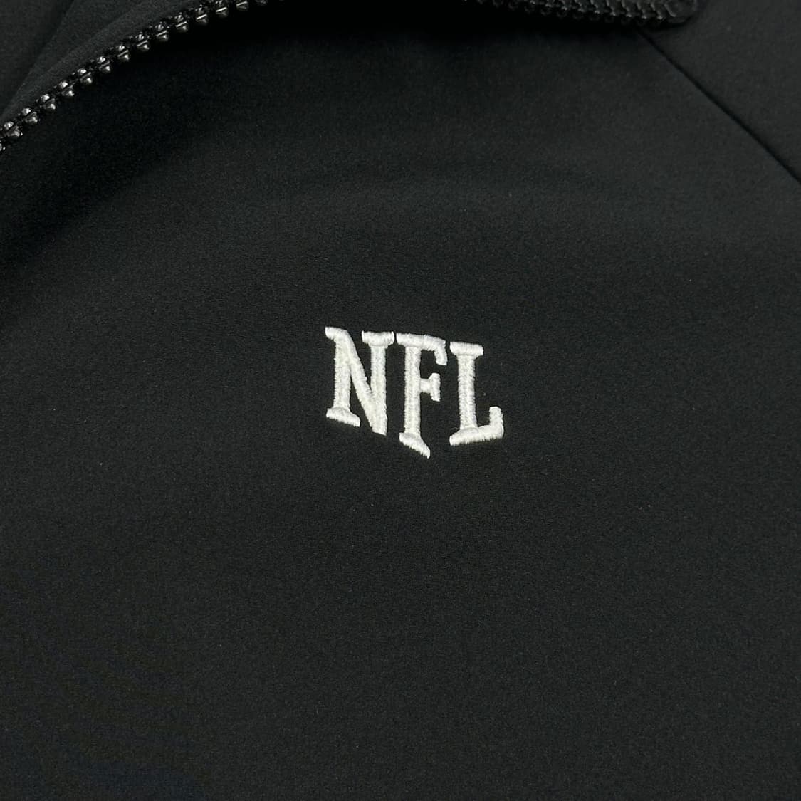 NFL 스몰 로고 풀 오버 블랙 바람막이 자켓 (S) 상품이미지3