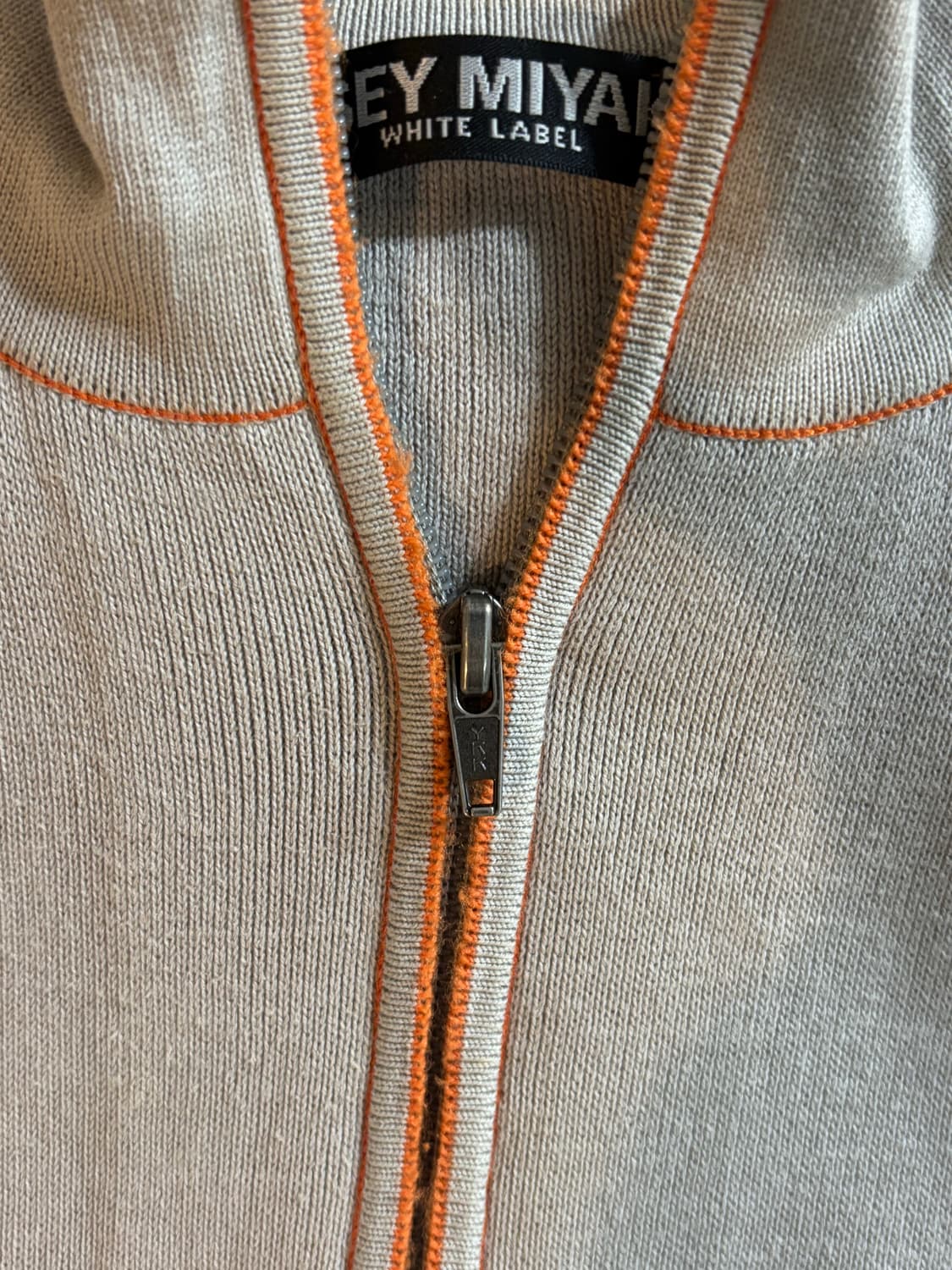 ISSEY MIYAKE Knit Zip-up 이세이미야케 니트집업 상품이미지4