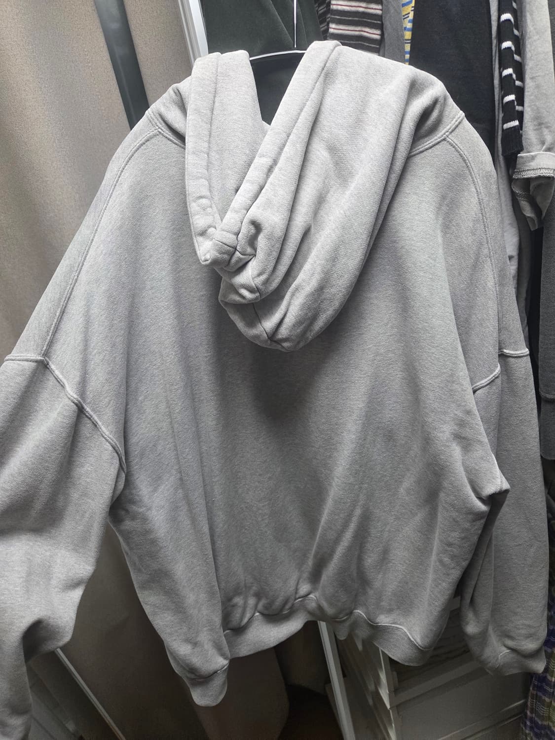 더뮤지엄비지터 20-21 후드티 L사이즈 상품이미지2