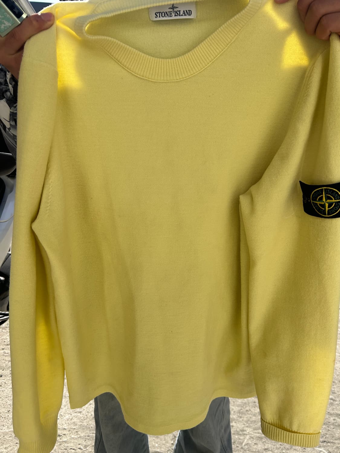 스톤 아일랜드 노란색 니트 상품이미지1