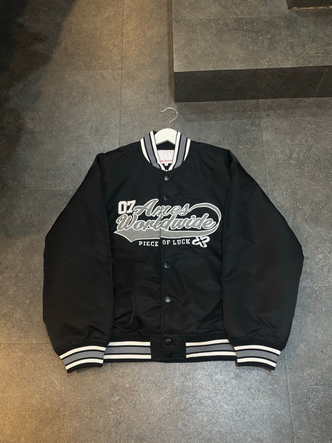 아메스 월드와이드 스타디움 바시티 자켓 블랙 L사이즈 상품이미지2