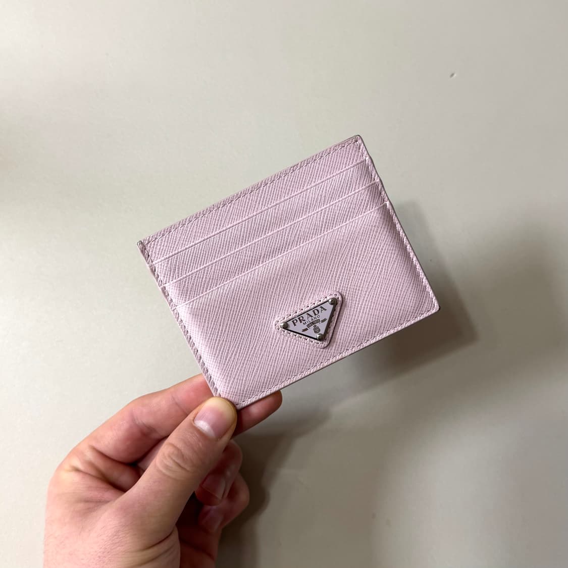 [백화점판/당일출고]프라다 삼각로고 사피아노 카드지갑 상품이미지3