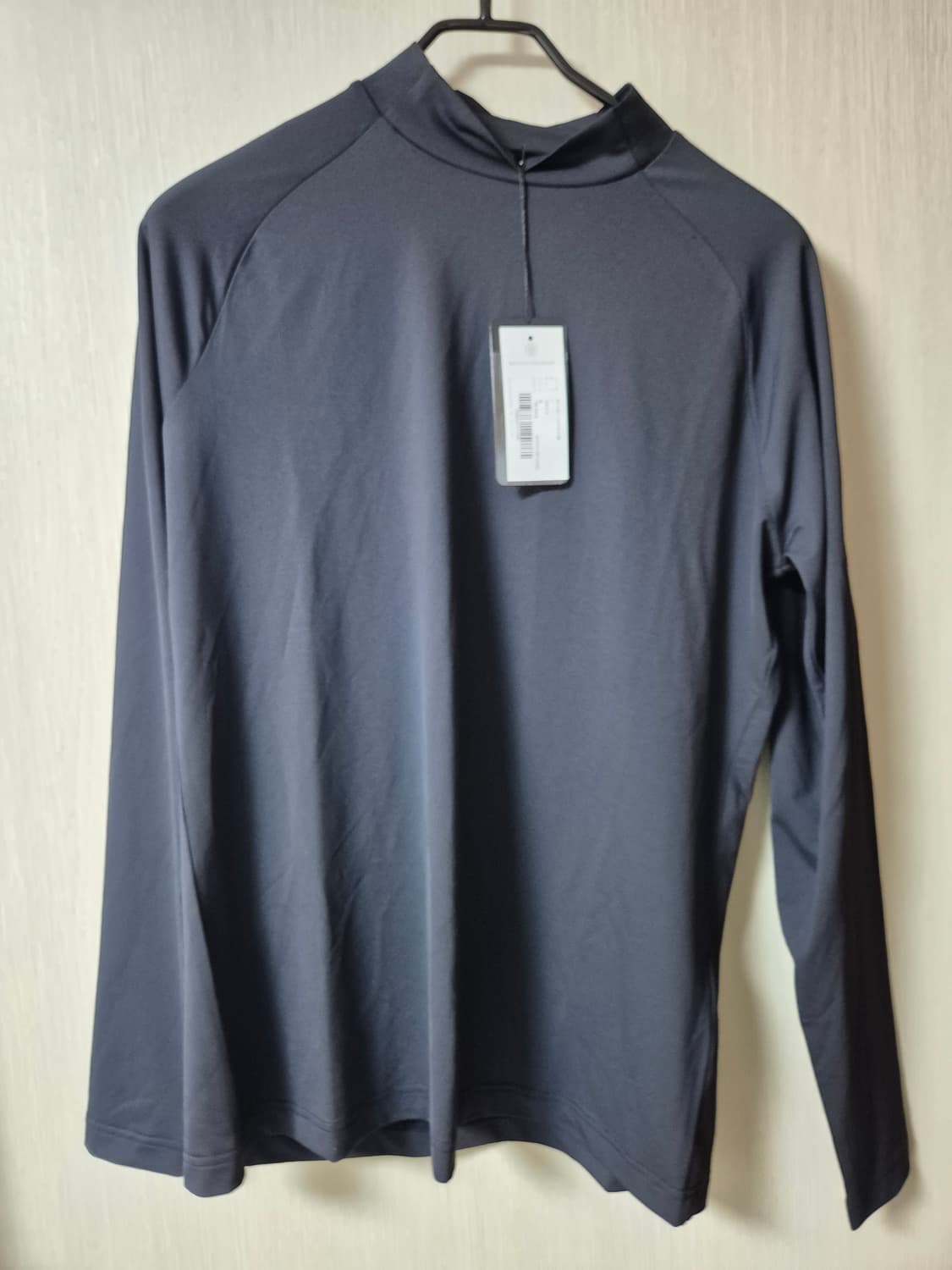 (새제품) 맨온더분 스포츠 기능성 티셔츠 하이넥긴팔 95 상품이미지1