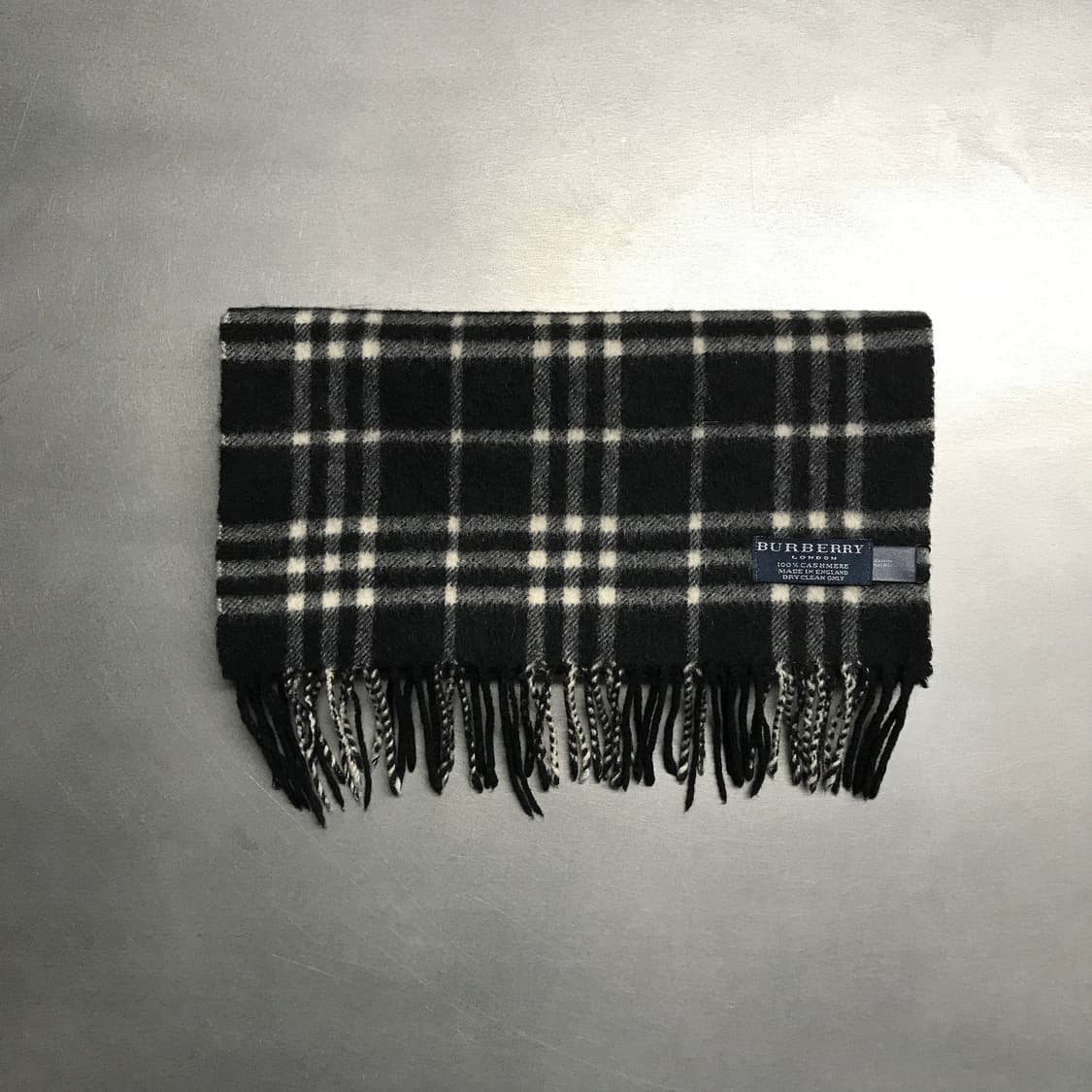 버버리 정품 캐시미어 머플러 블랙 상품이미지2