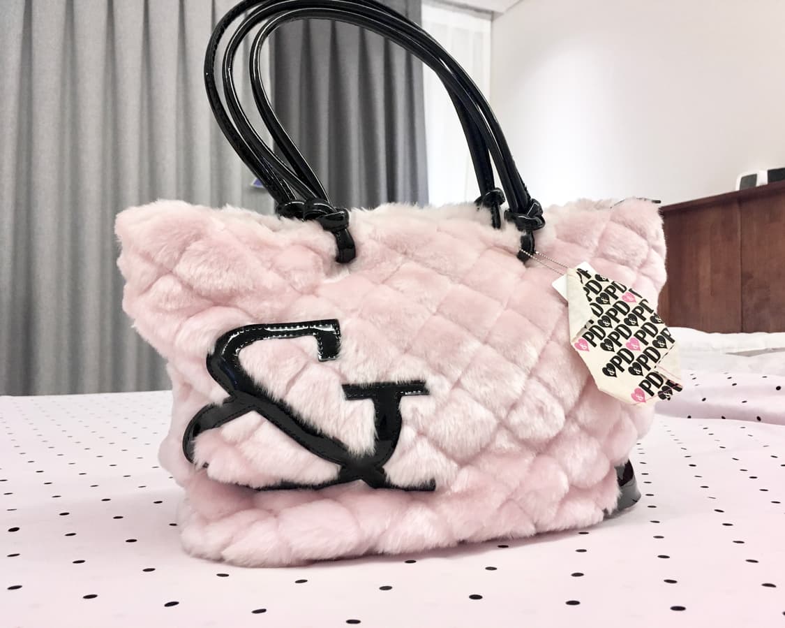 P&D 핑키앤다이안 빅로고 핑크 퍼 숄더백 히메갸루 블랙 대장템 오네갸루 상품이미지3