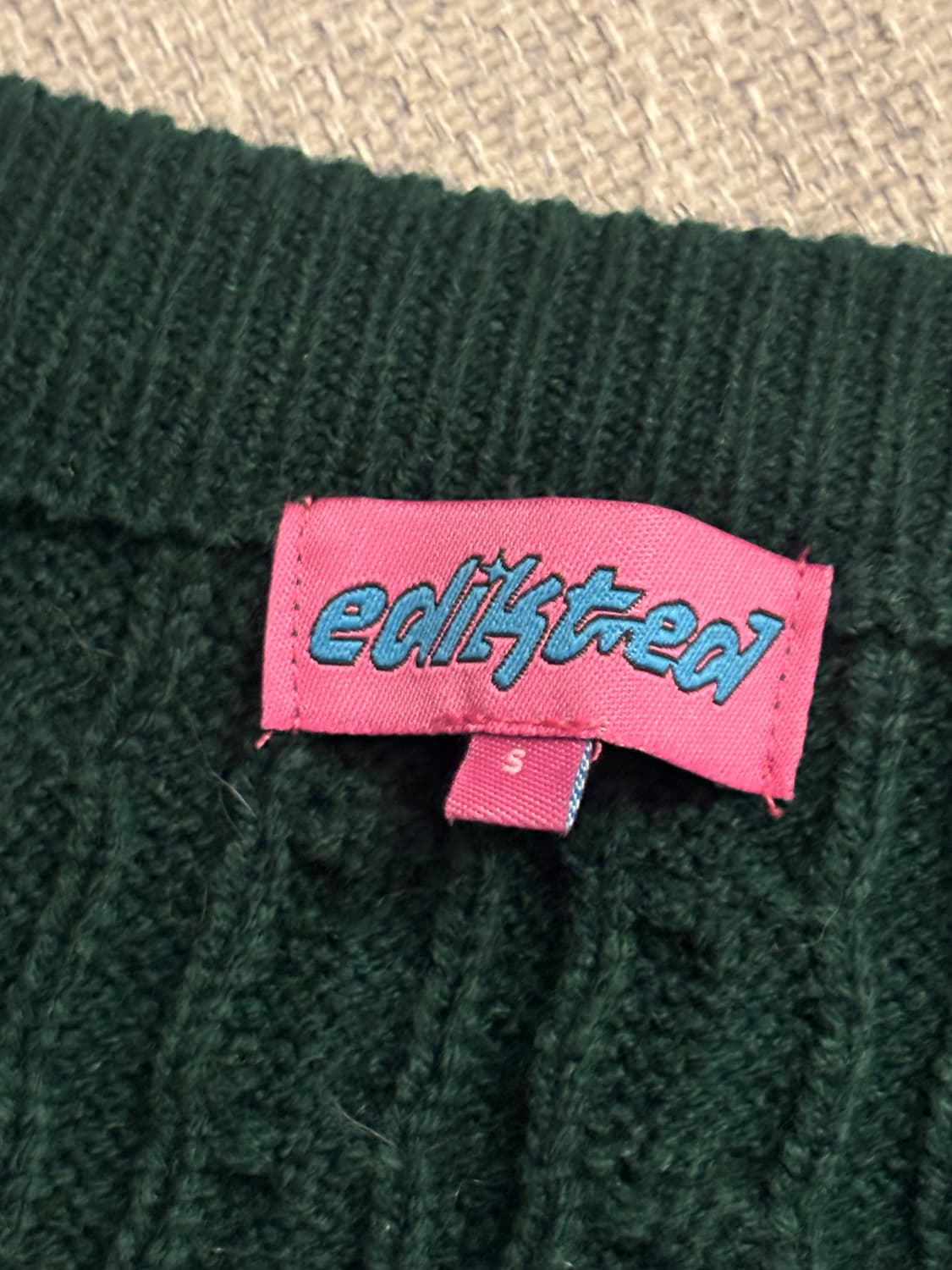 브랜디멜빌 edikted 배색브이넥 딥그린 니트 스트라이프 상품이미지9