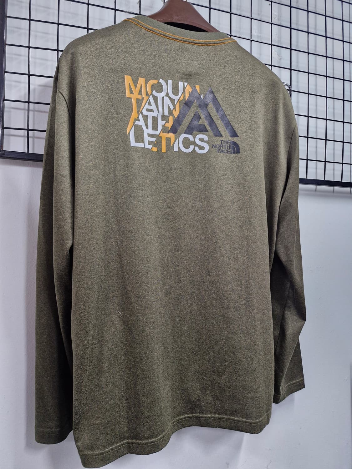 110XXL 노스페이스 스퀘어 라길란 기능성 긴팔티 카키. 상품이미지7