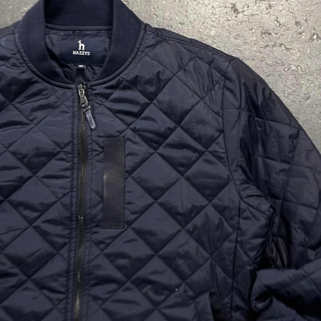 100 헤지스  퀄팅 점퍼 상품이미지2