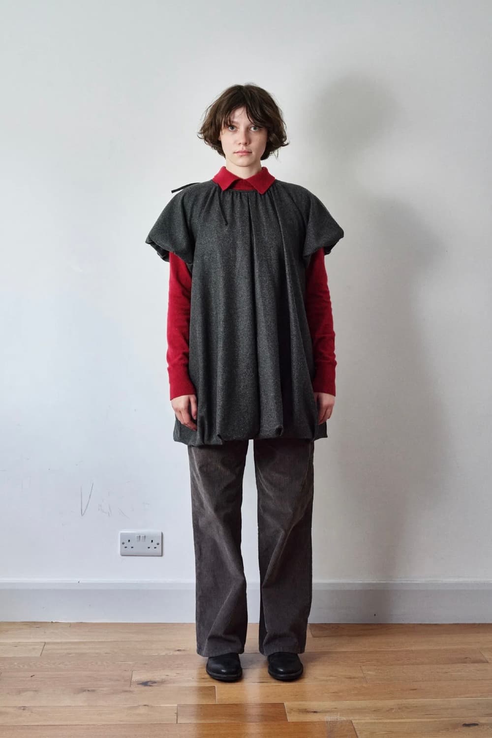 코스모스 볼륨 미니 원피스 (그레이) 상품이미지1