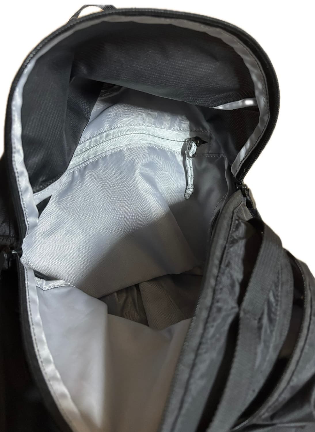 아크테릭스 헬리아드 15 백팩 블랙 상품이미지5