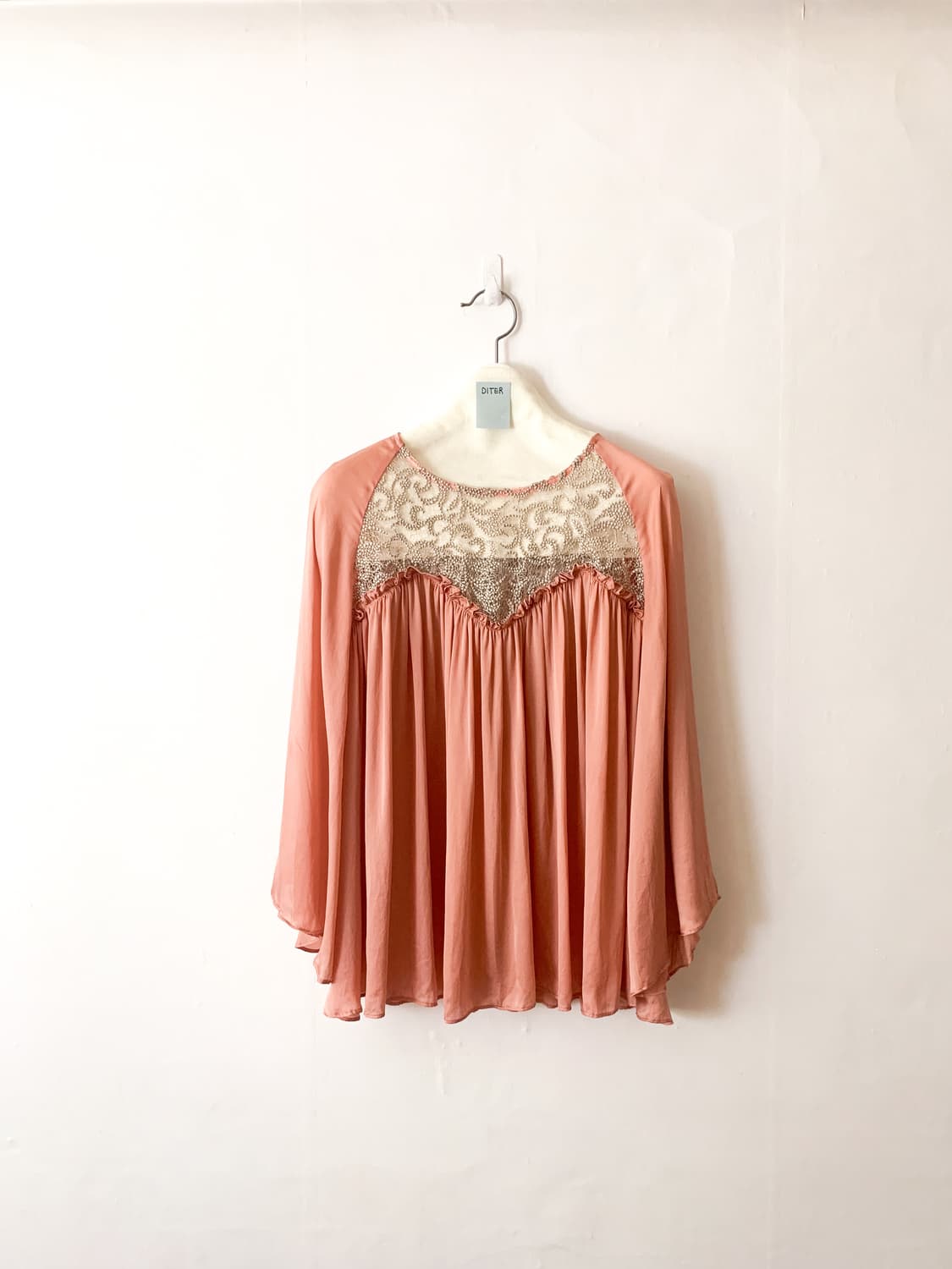 [S] 폴앤조 실크 레이스 셔링 블라우스 상품이미지1