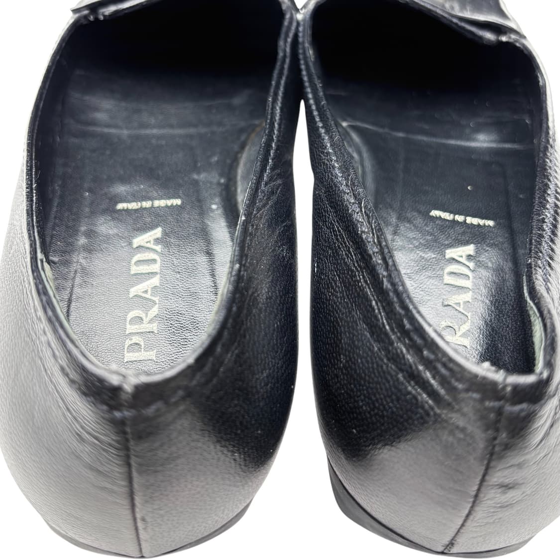 프라다 37.5 삼각 로고 플랫 로퍼 . 초콜릿 상품이미지10