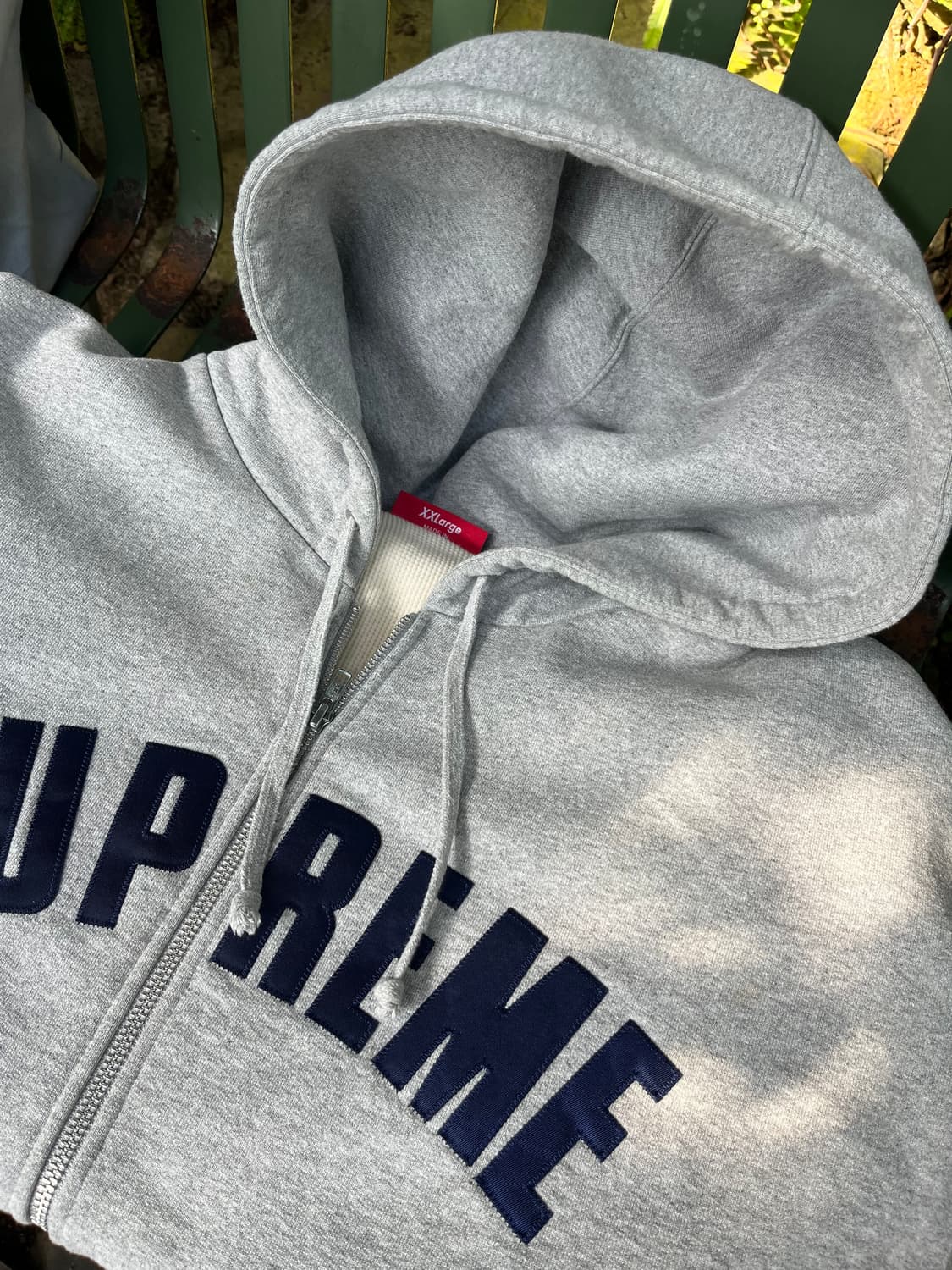 슈프림 써멀 아치로고 후드집업 상품이미지1