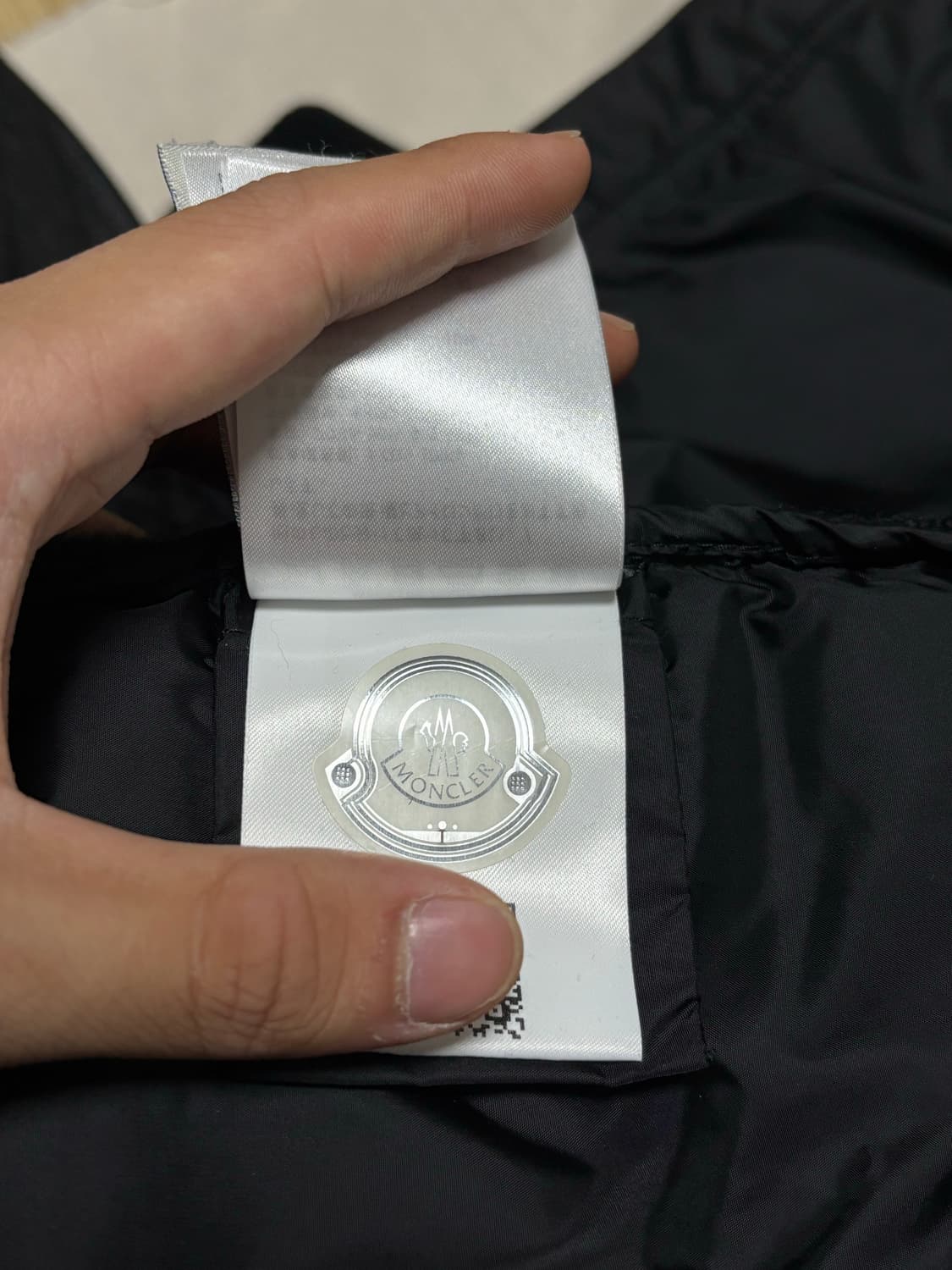 몽클레어 후드 니트 패딩 [L] 상품이미지9