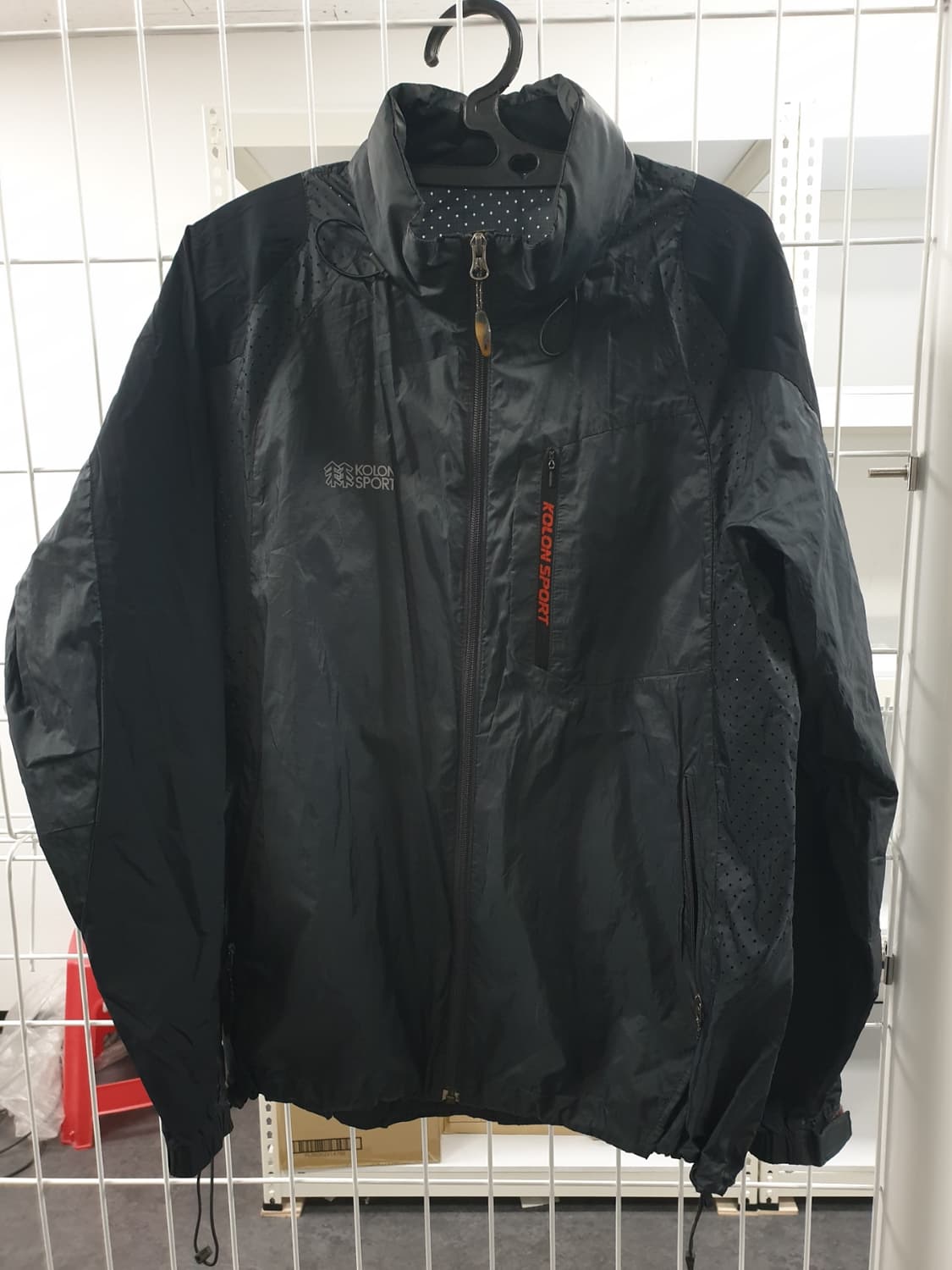 코오롱스포츠 바람막이 105사이즈 판매합니다. 상품이미지1