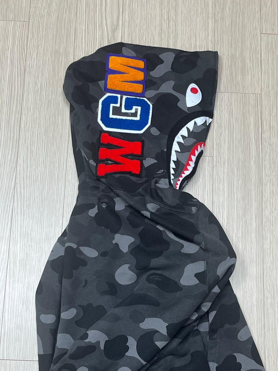 베이프 샤크후드 블랙 흑계 검정 M 판매 상품이미지2