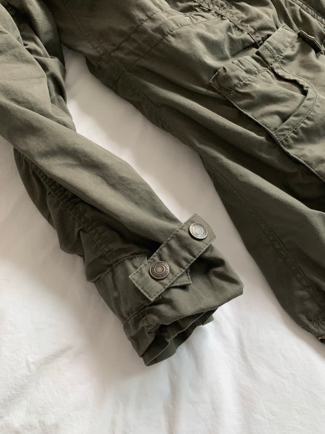 카키 셔링 점퍼 상품이미지3