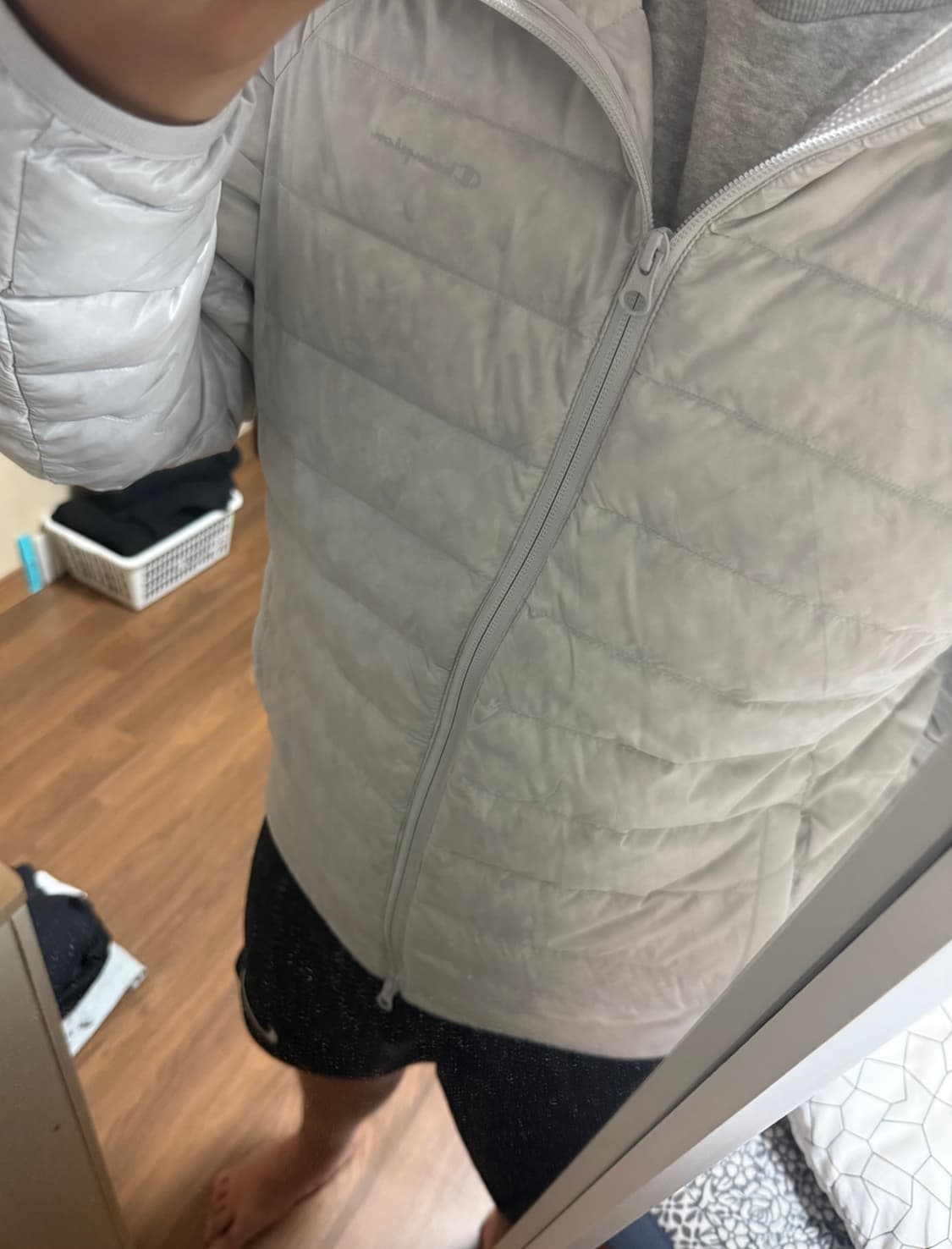 챔피온 후디드 라이트 다운 재킷 Light Grey 상품이미지5