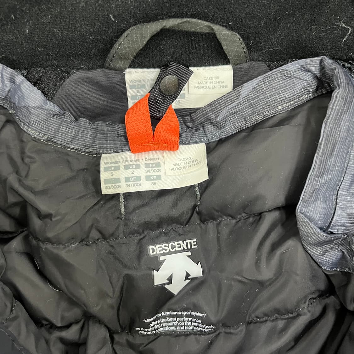 85 데상트 덕다운 스키 후드 패딩 0210M 상품이미지2