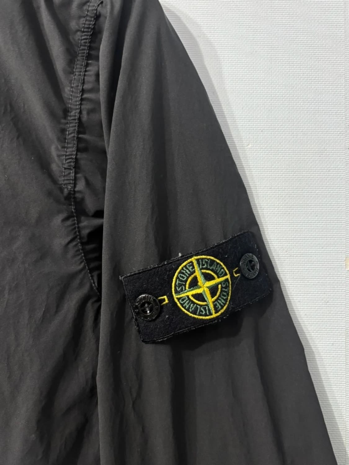 정품 스톤아일랜드 크링클랩스 멤브라나 바람막이 95 상품이미지5