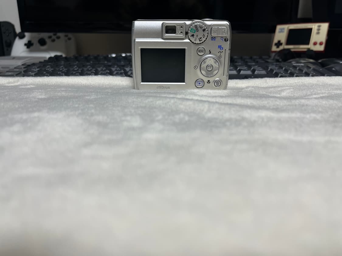 📸 니콘 쿨픽스 5600 ✨ 상품이미지3