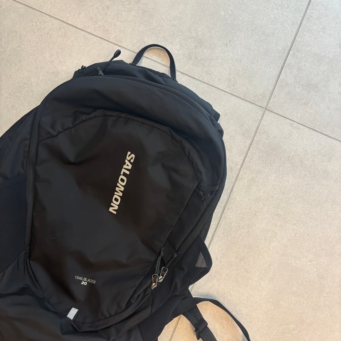 살로몬 트레일블레이저 20L 상품이미지1