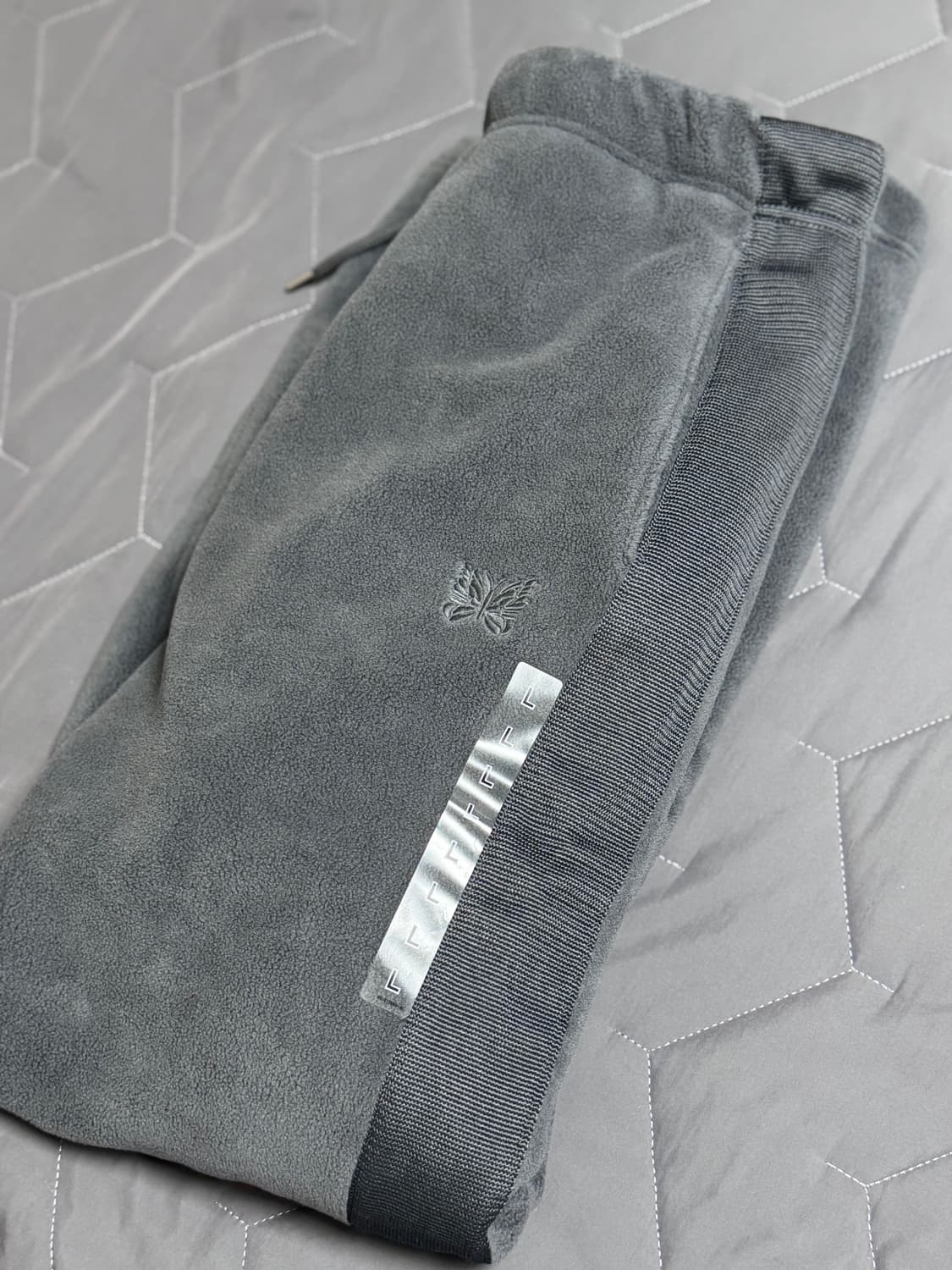 유니클로 니들스 트랙팬츠 다크그레이 상품이미지2