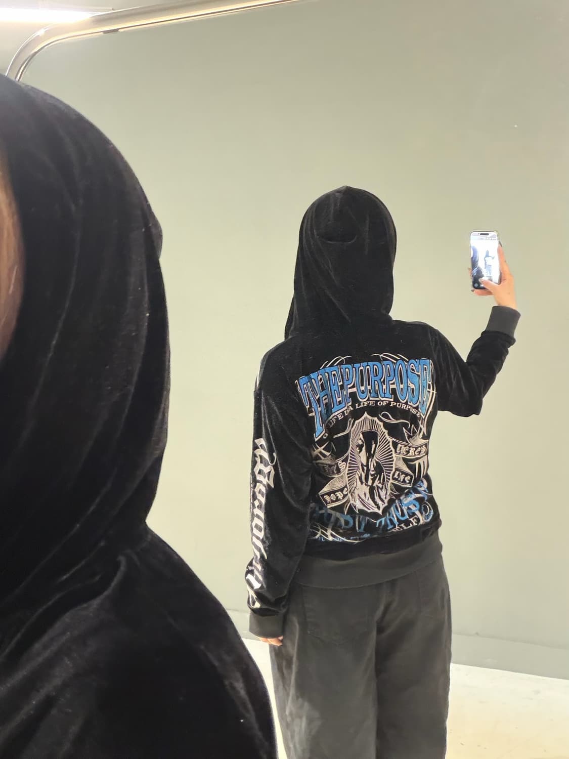 legend back printing velvet hood zip-up 상품이미지4