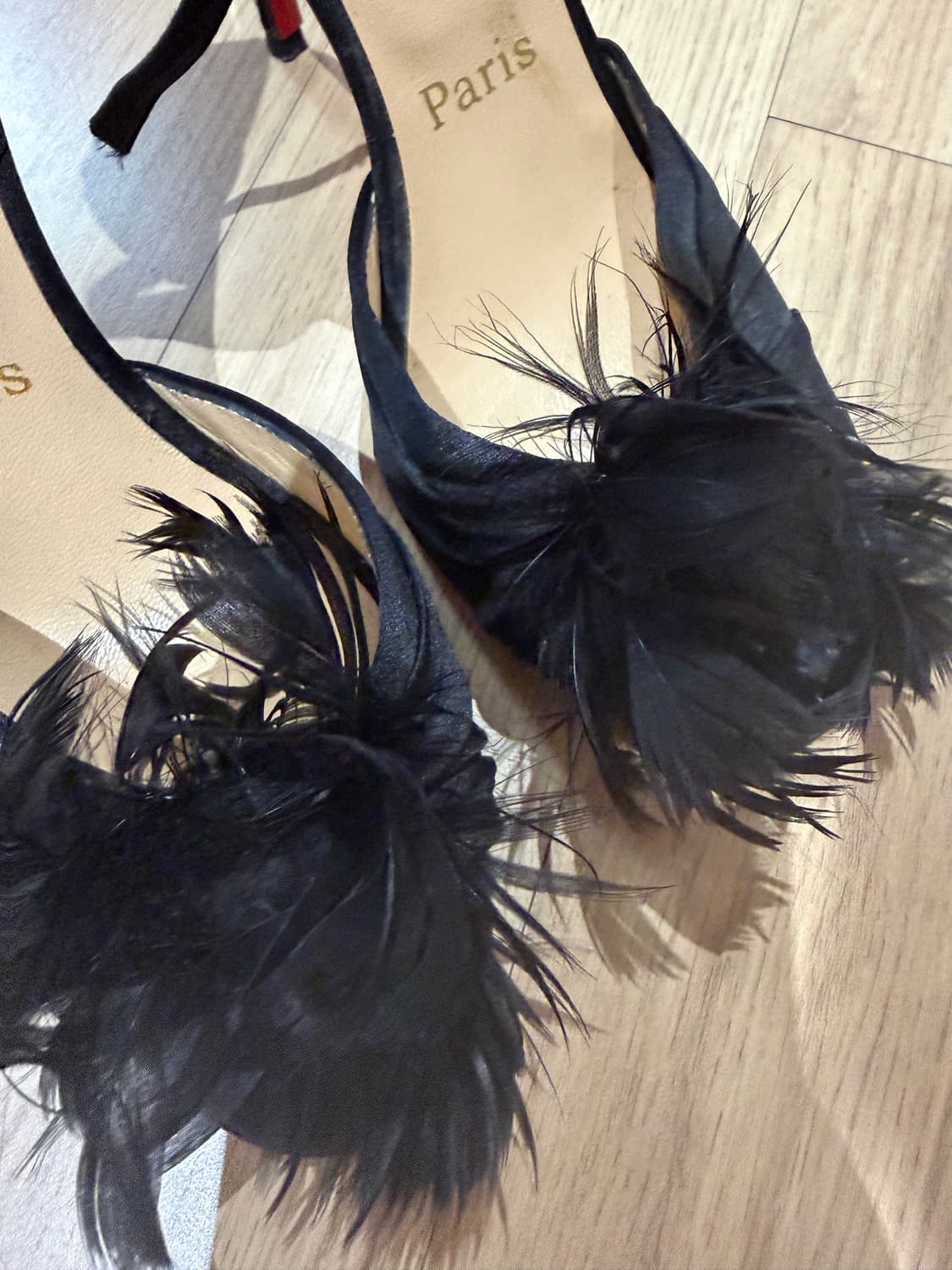 크리스찬루부탱 새틴 힐  상품이미지7