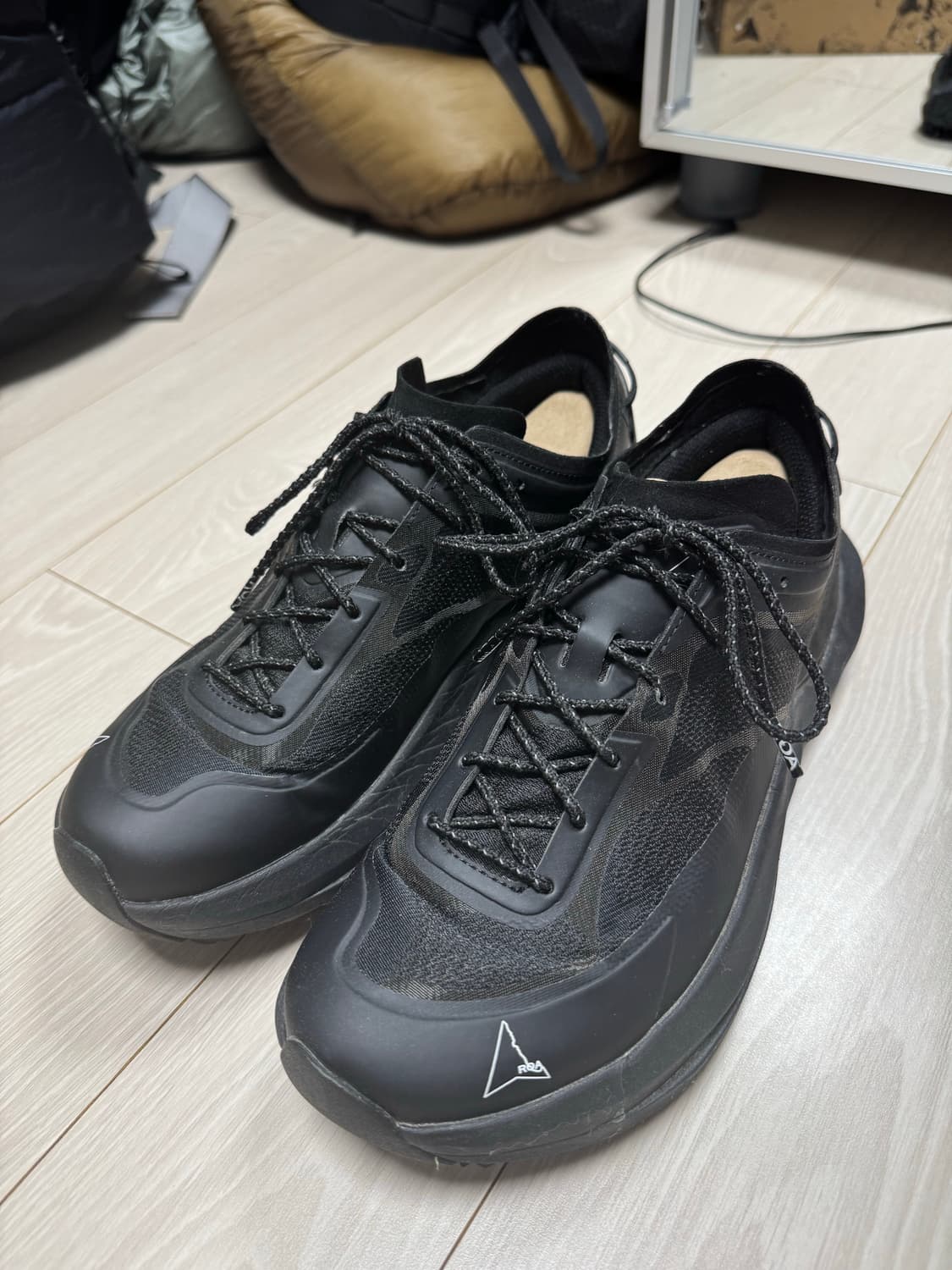 로아 하이킹 셀라 블랙 42 상품이미지3