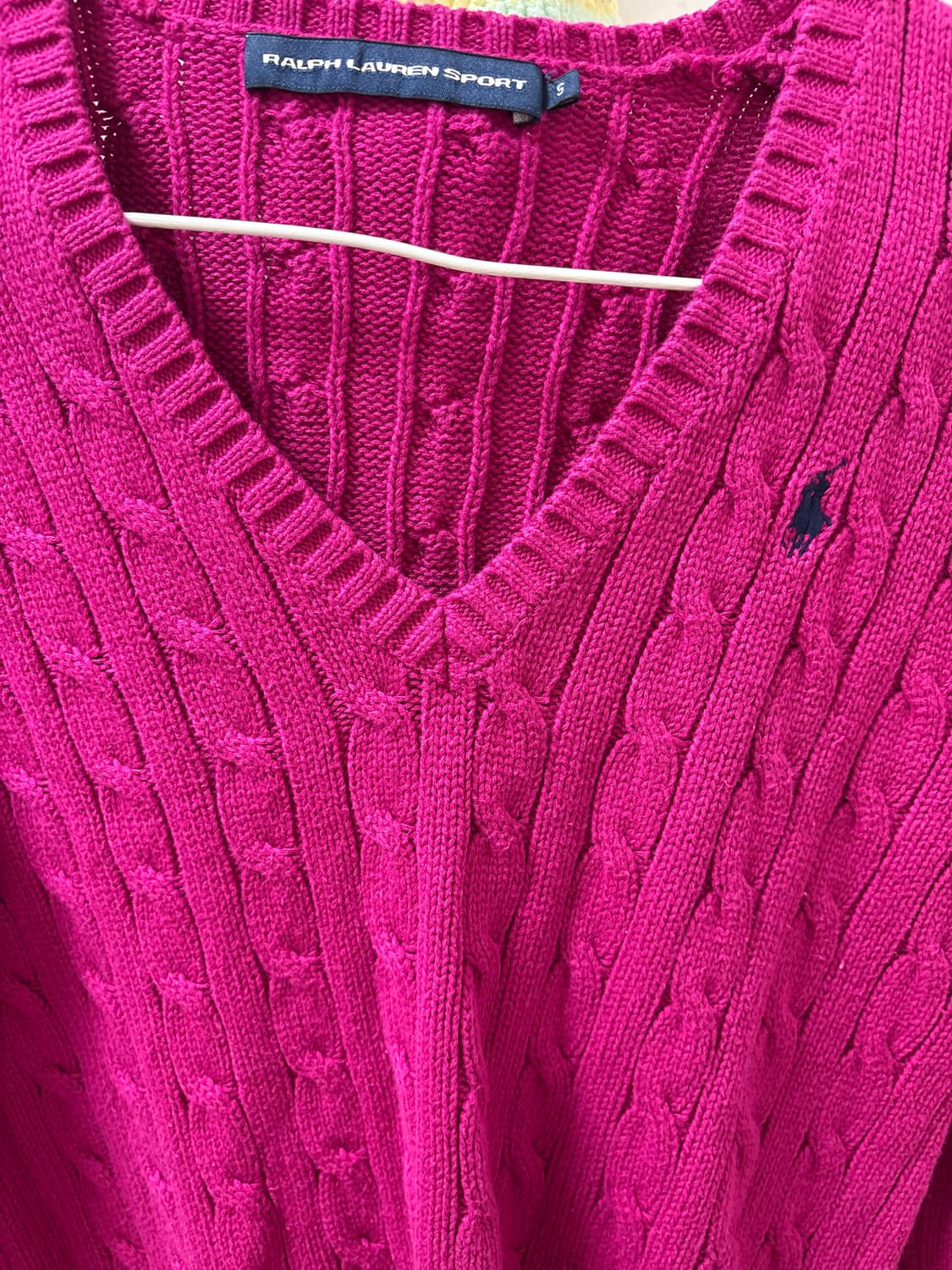 폴로 브이넥 니트 상품이미지2