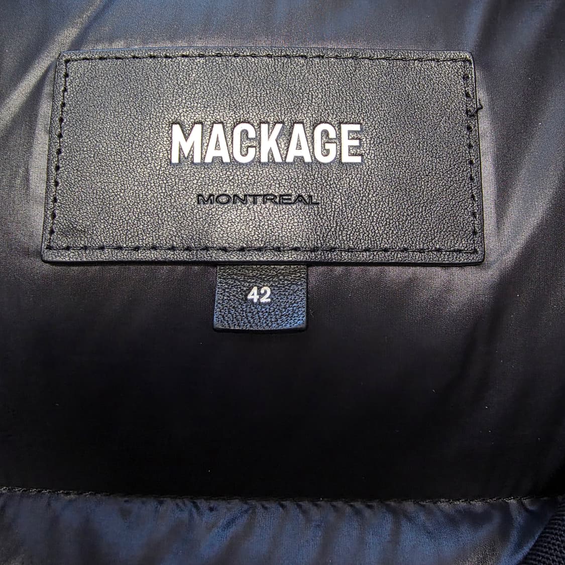 [제품명:맥케이지 딕슨 브라운 퍼 숏 다운 패딩 자켓]

》제품 설명
가 상품이미지3