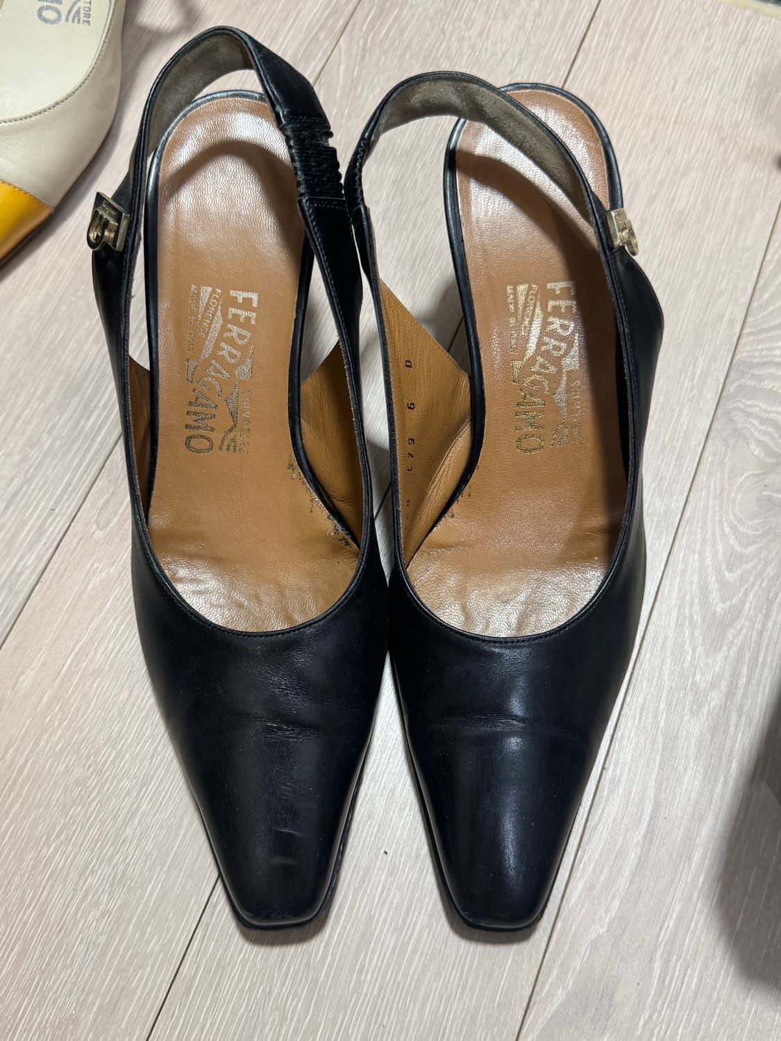 페레가모 구두  상품이미지1