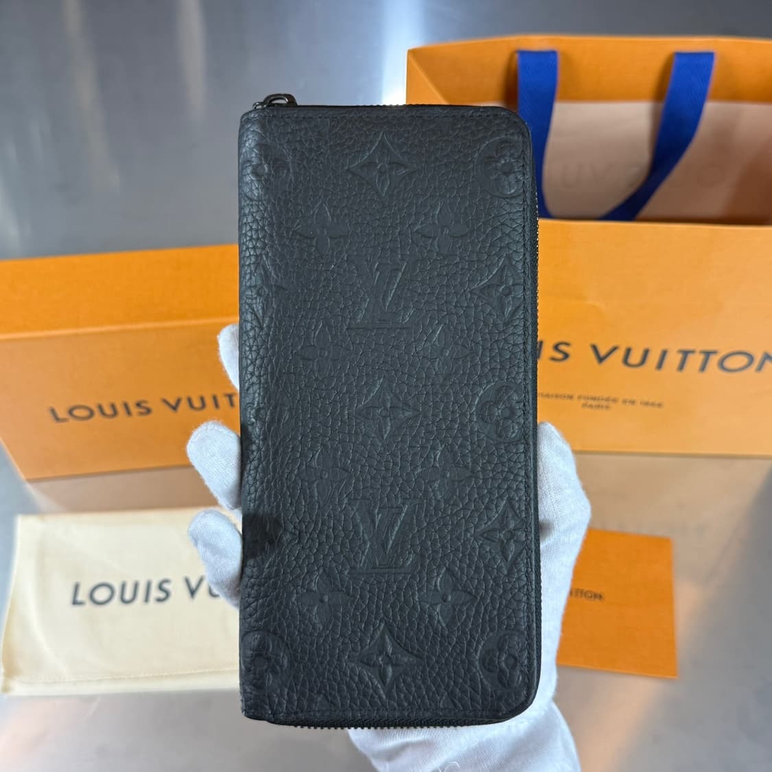 [리오브] 루이비통 토뤼옹 모노그램 지퍼 장지갑 상품이미지2