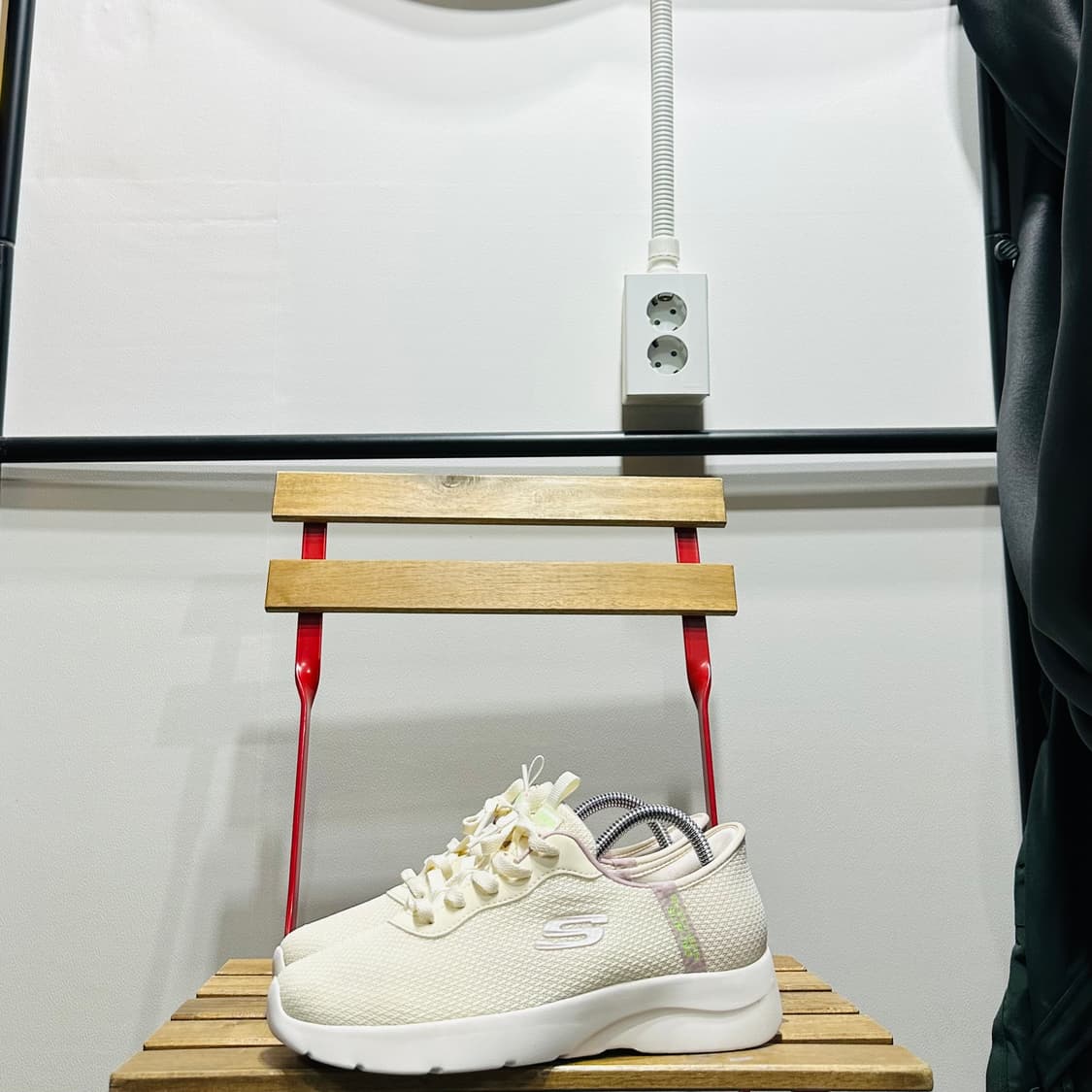 240) 스케쳐스 운동화 여자 여성 신발 다이너마이트 2.0 상품이미지3