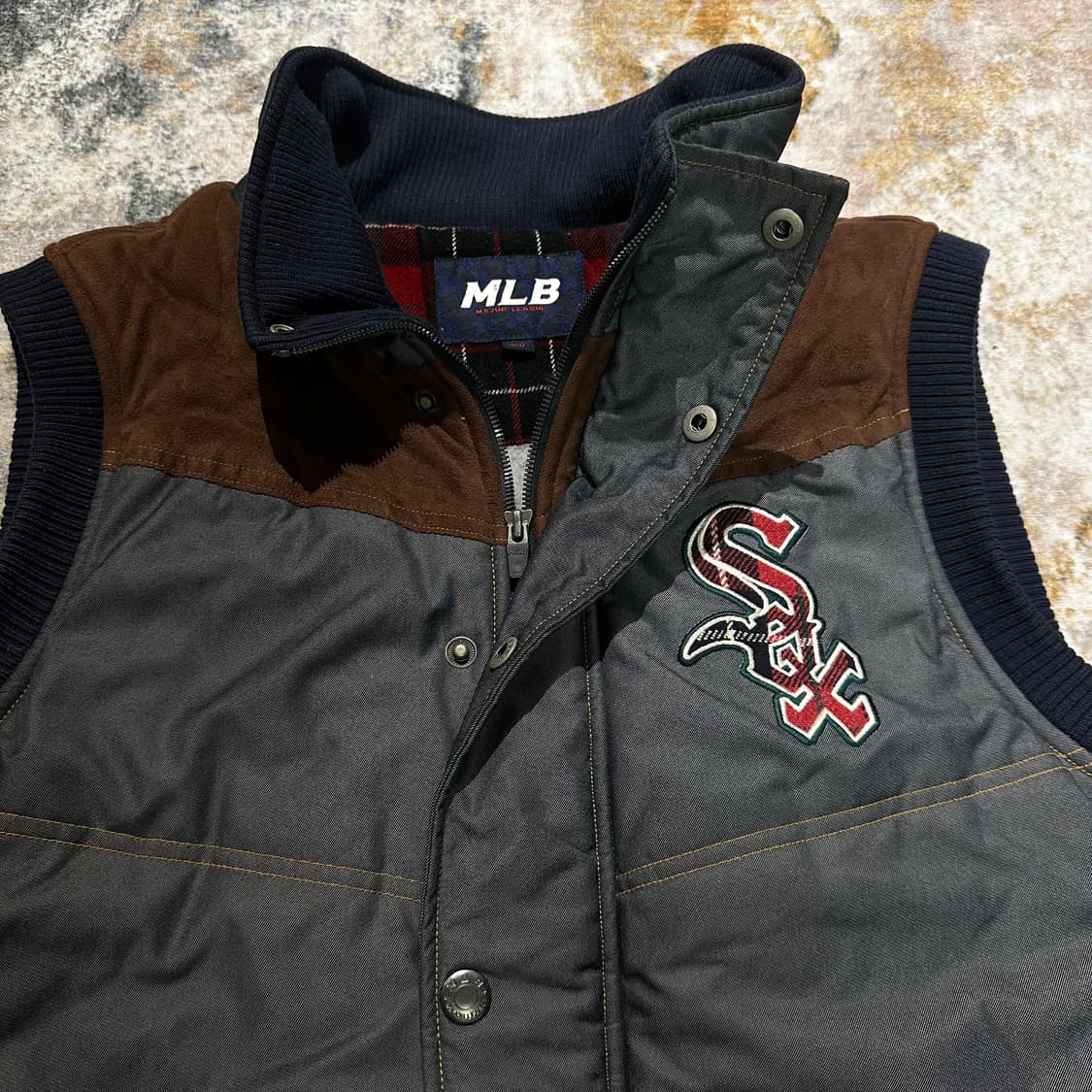 MLB 시카고 화이트삭스 스웨이드배색 패딩조끼 상품이미지3