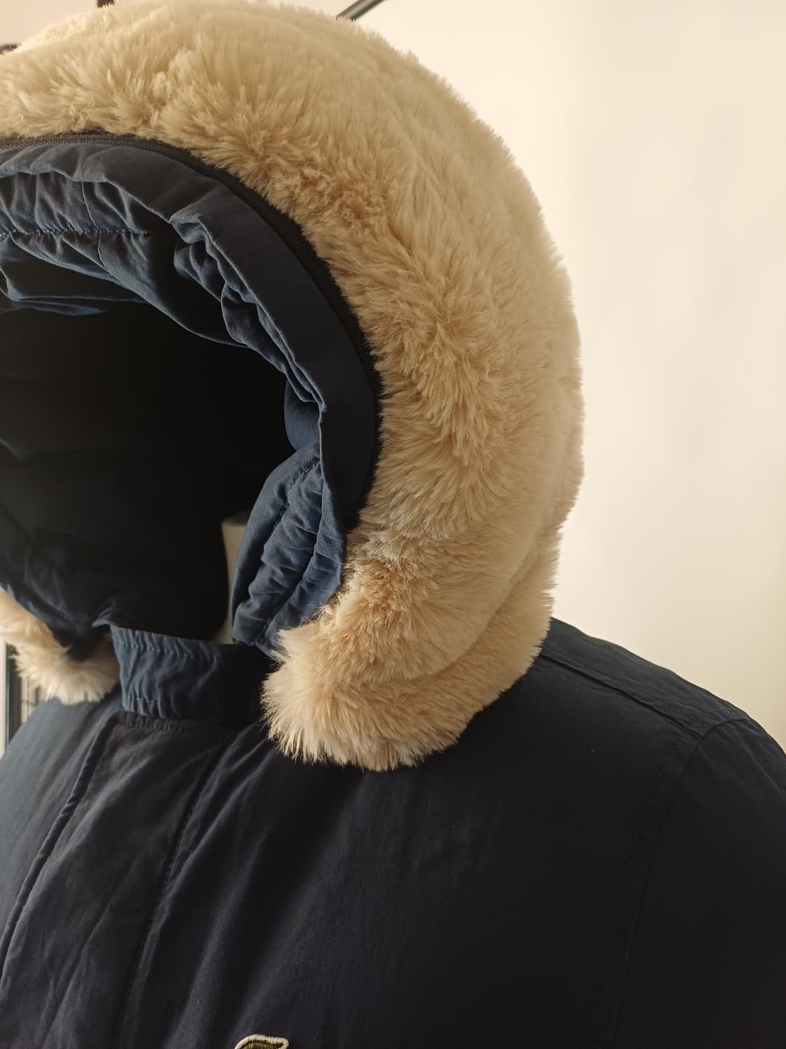 라코스테 남성 퍼 트리밍 덕다운 파카 (BH932E) - 95~슬림100 상품이미지4