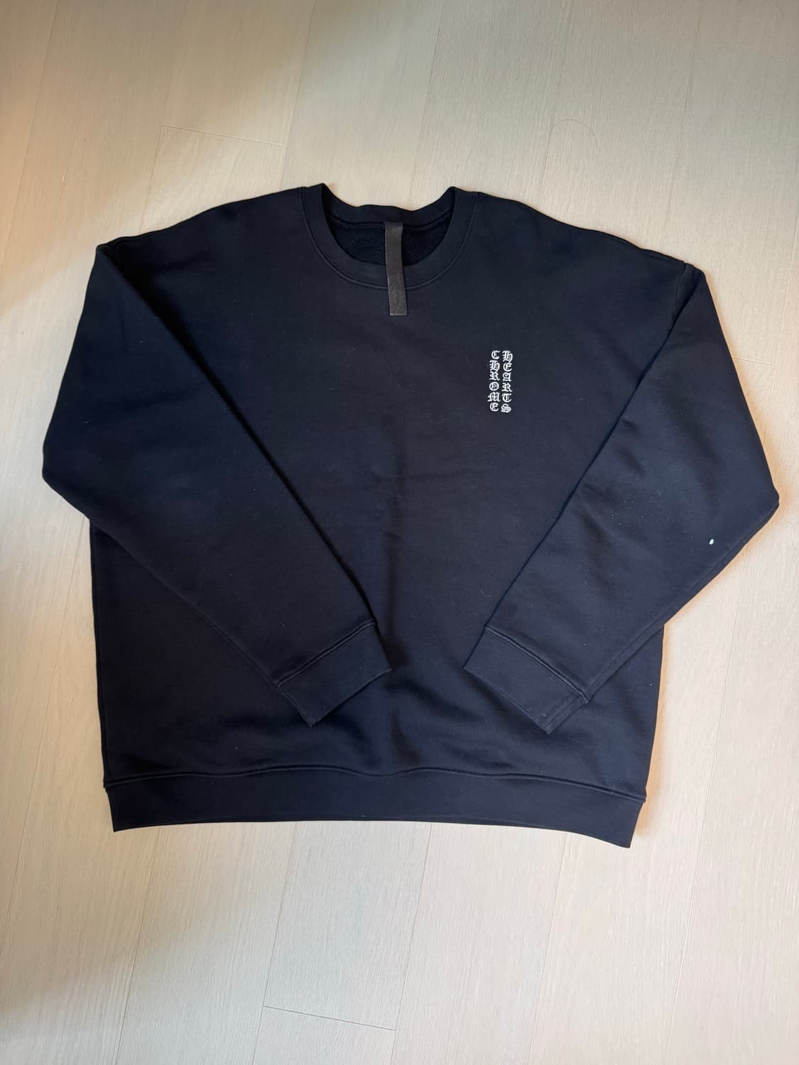 크롬하츠 자수 버티컬 맨투맨 상품이미지1